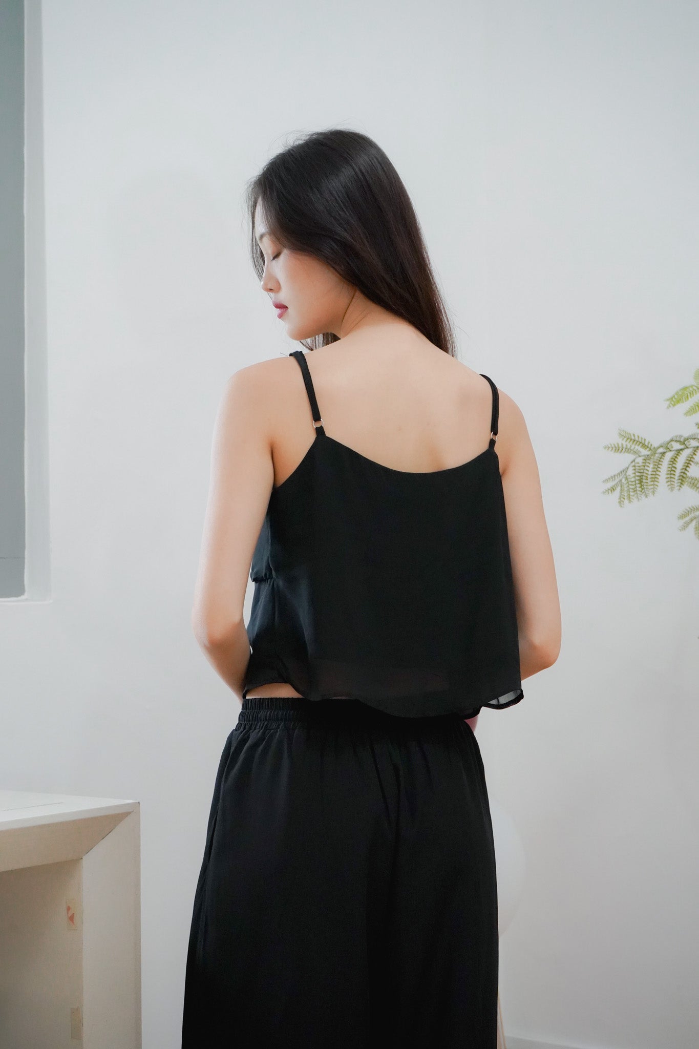 Lucy Ruffle Tie Top (Black)