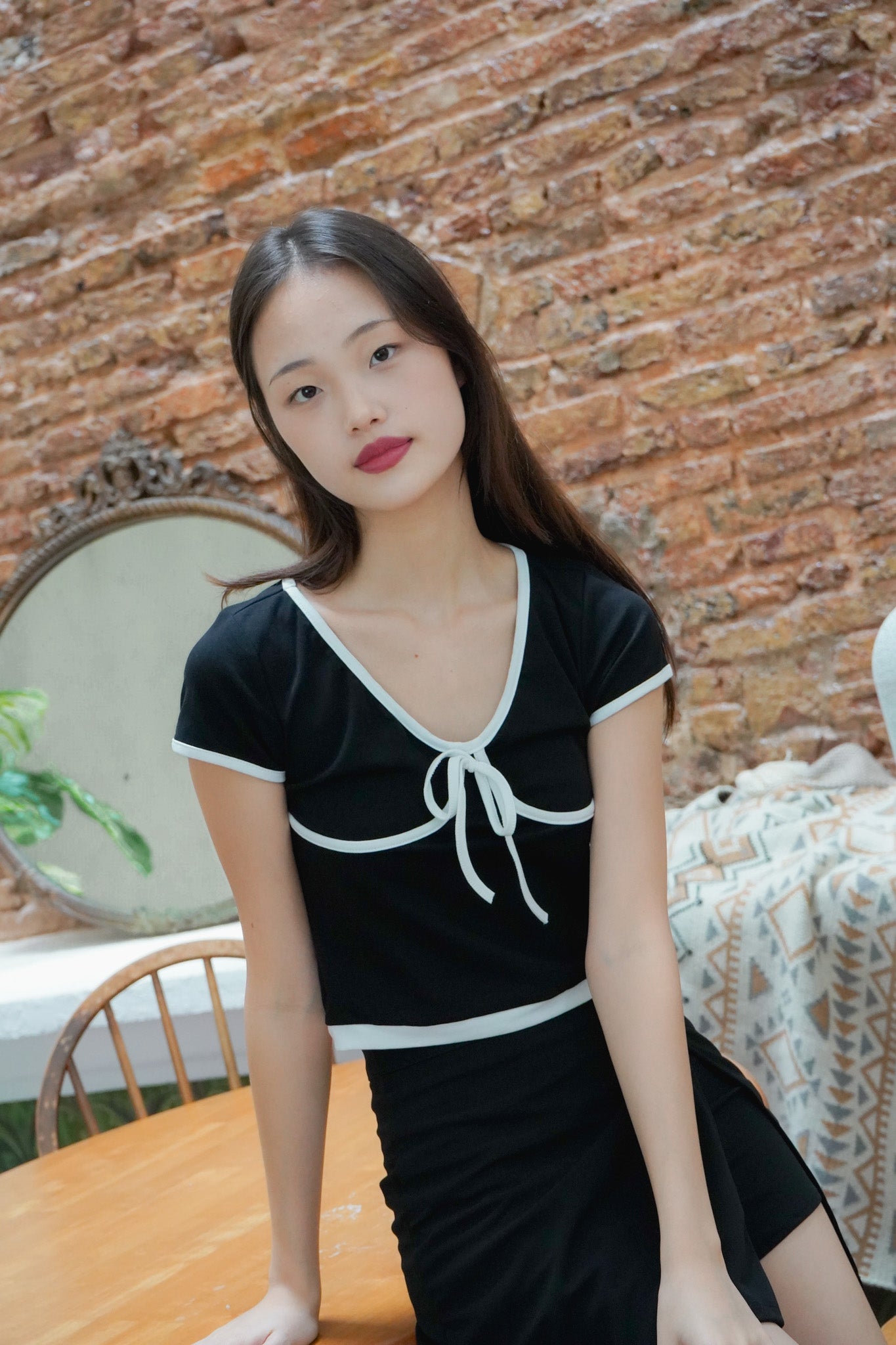 Colette Ribbon Ringer Tee (Black & White)