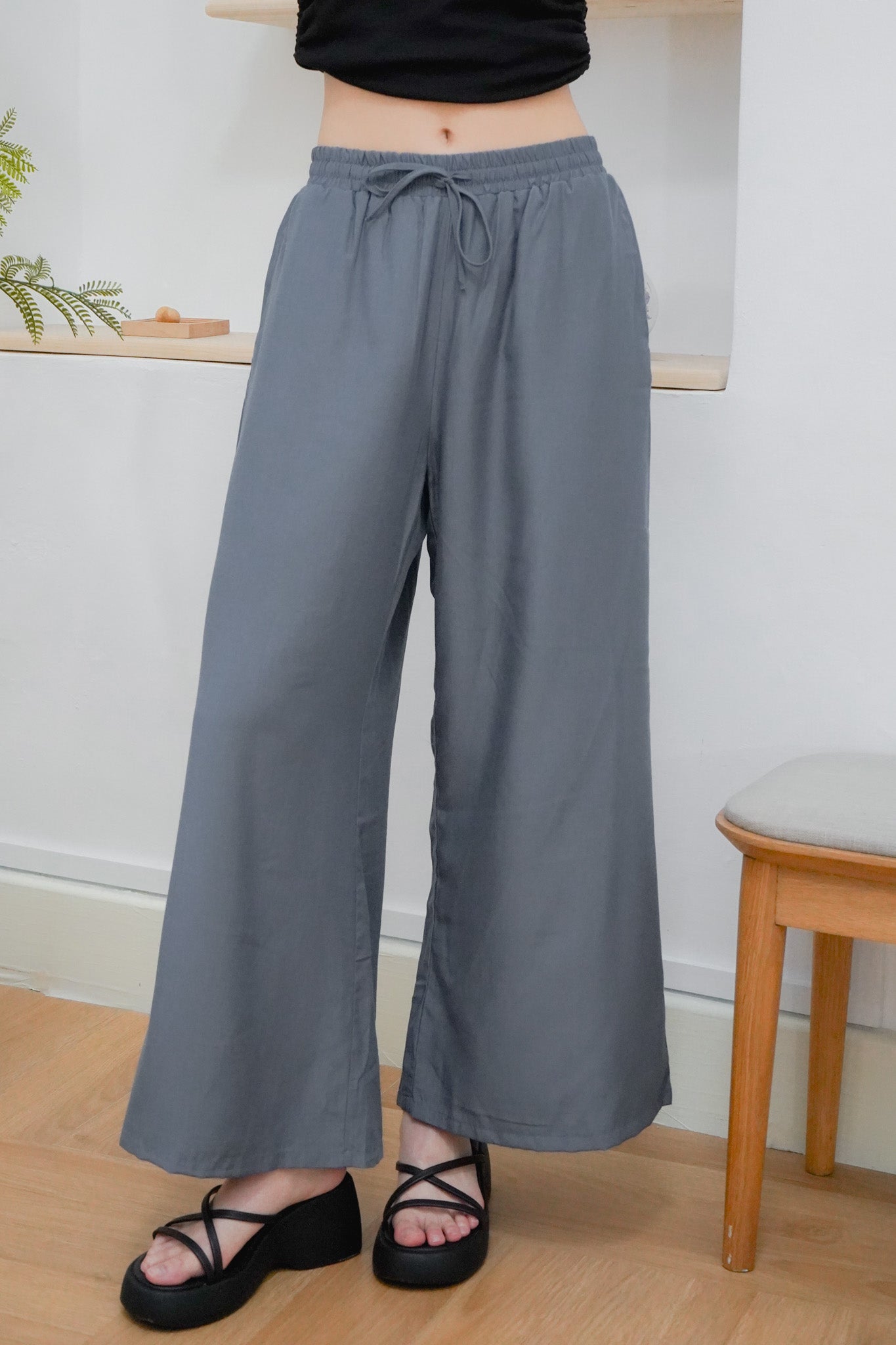 Junia Wide Leg Elastic Waistband Pants (Gunmetal)