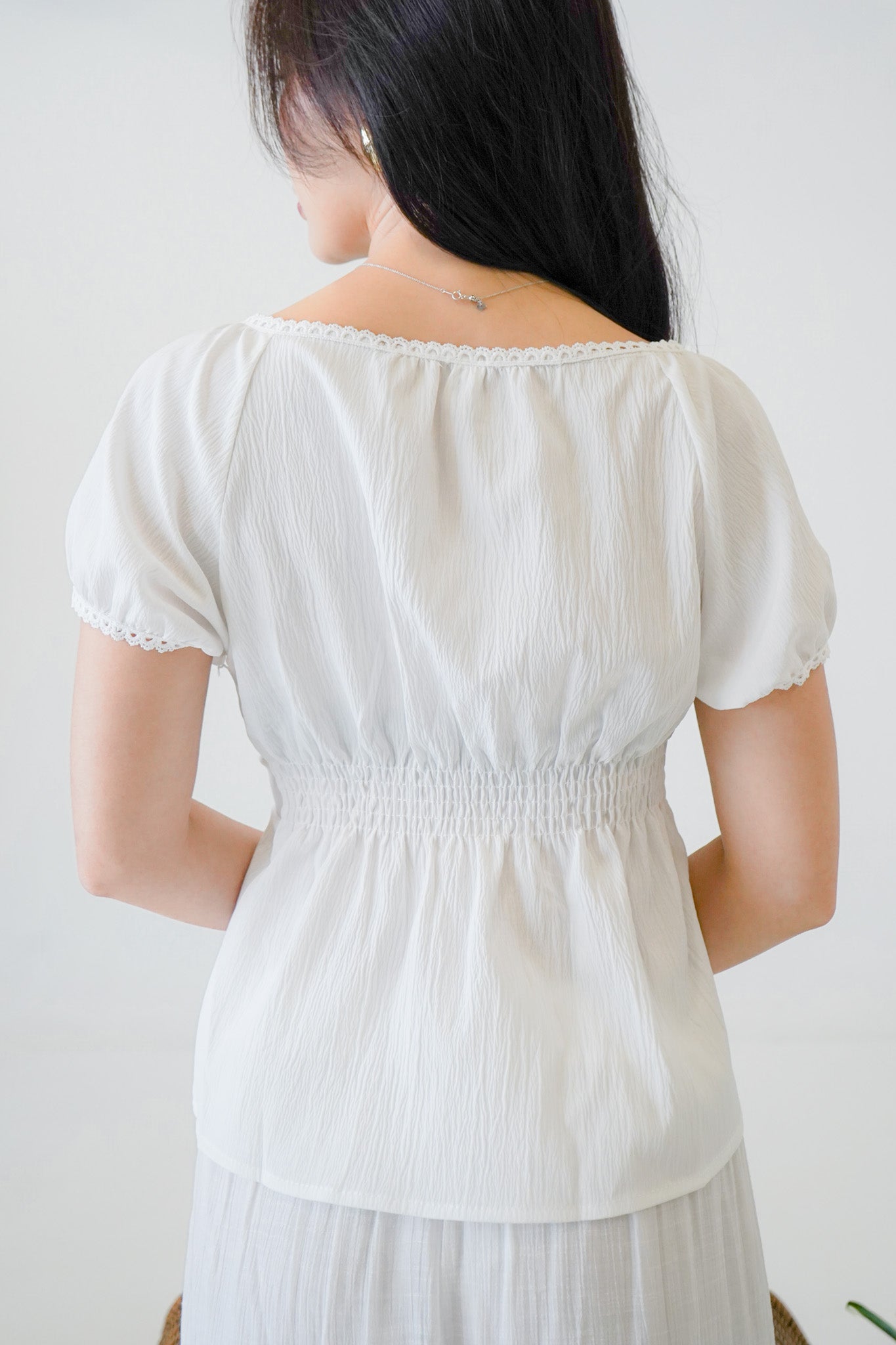 Beryl White U-neck Puff Sleeve Top