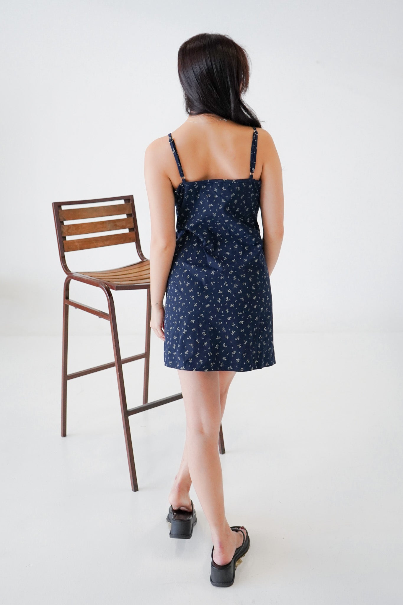 Lara Navy Mini V-neck Floral dress