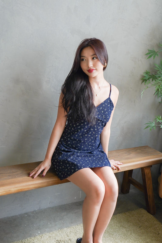 Lara Navy Mini V-neck Floral dress