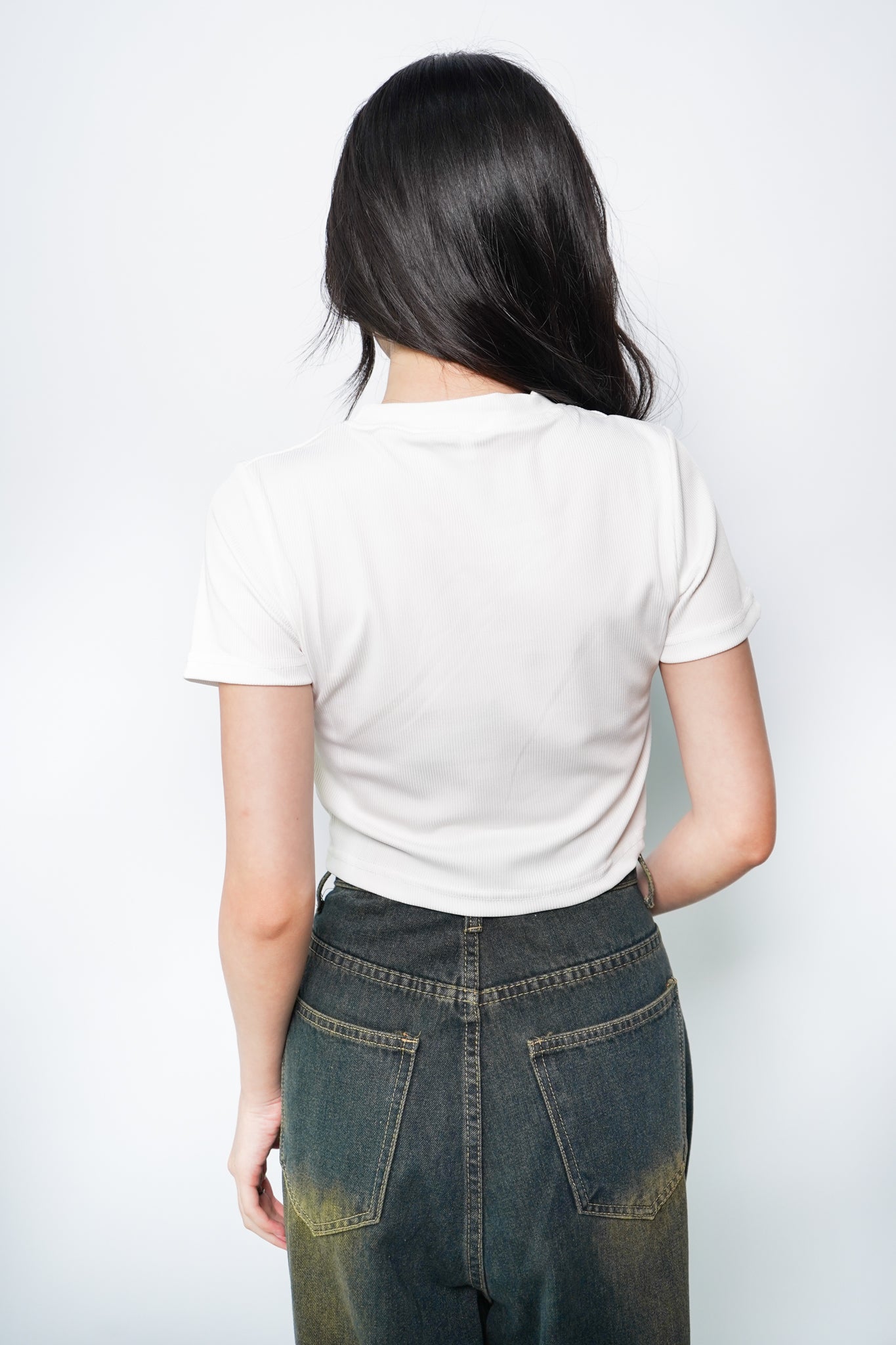 Darcy Mock Neck Cut-out Rib-knit Slim Crop Top (White)