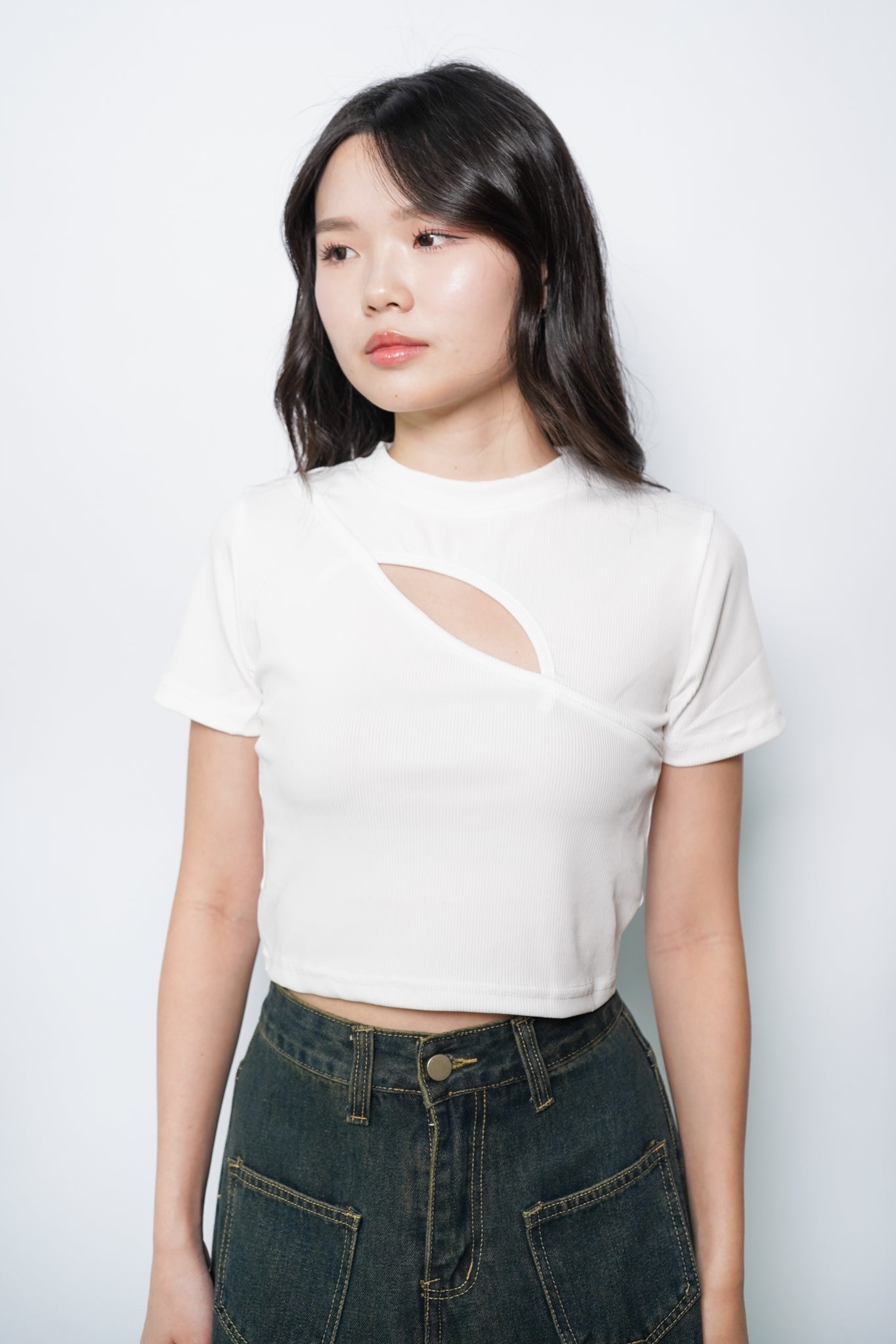 Darcy Mock Neck Cut-out Rib-knit Slim Crop Top (White)