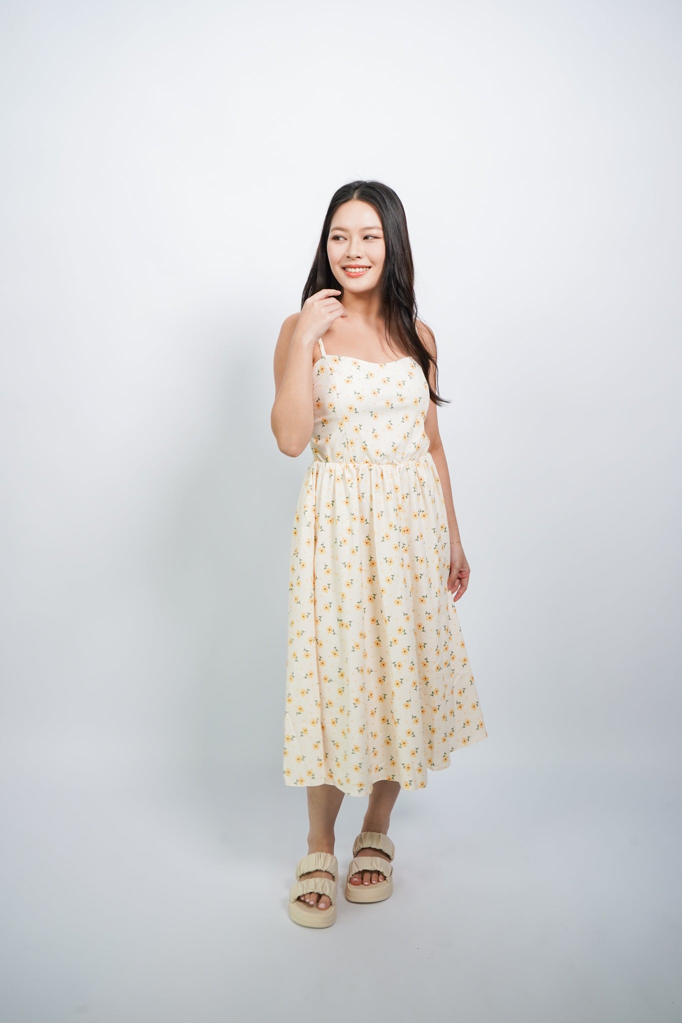 Timea Sunny Floral Midi Dress