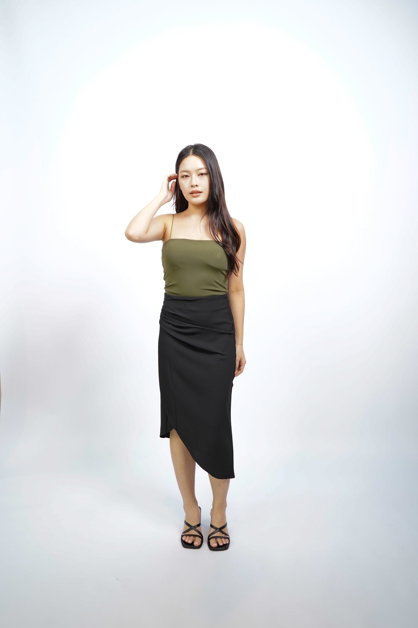 Celine Ruched Detailed Pencil Skirt (Black)