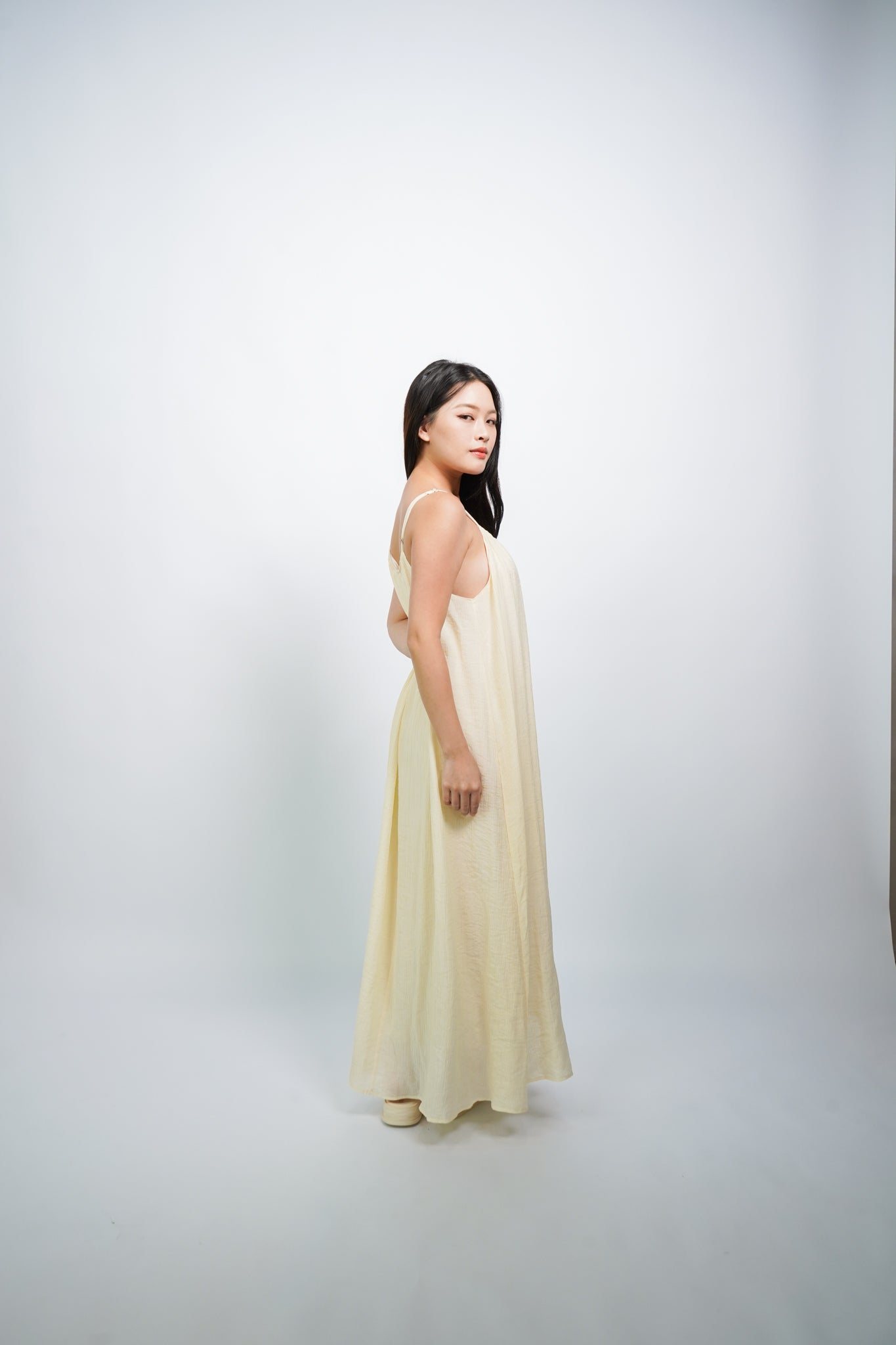 Helio Gathered Tent Dress (Creamy yellow)