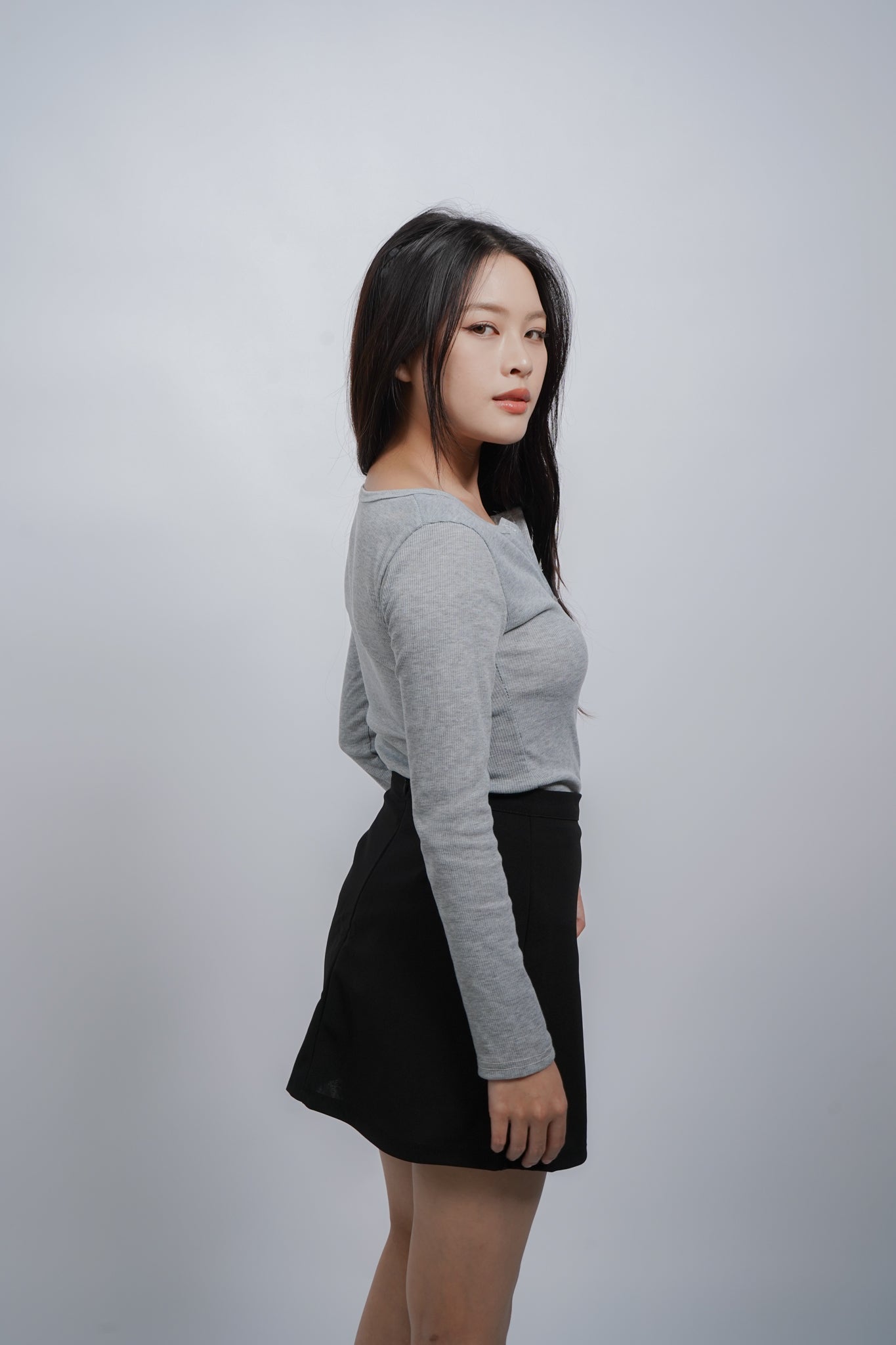 Hendrix Crew Neck Button Long Sleeve Top (Grey)