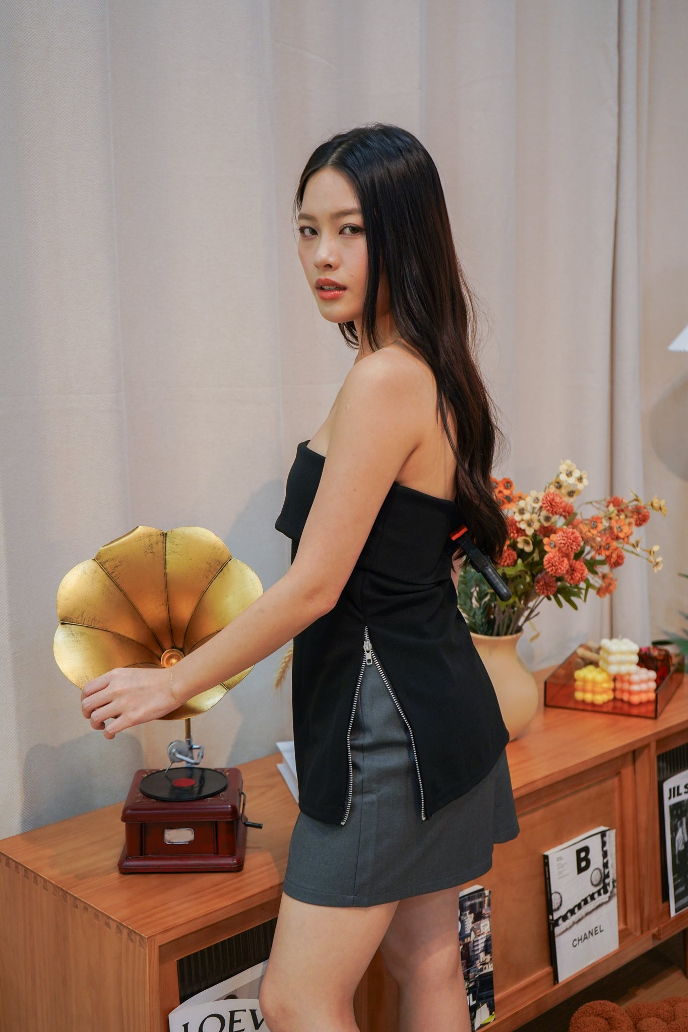 Inez Tube Top with Side zip (Black)