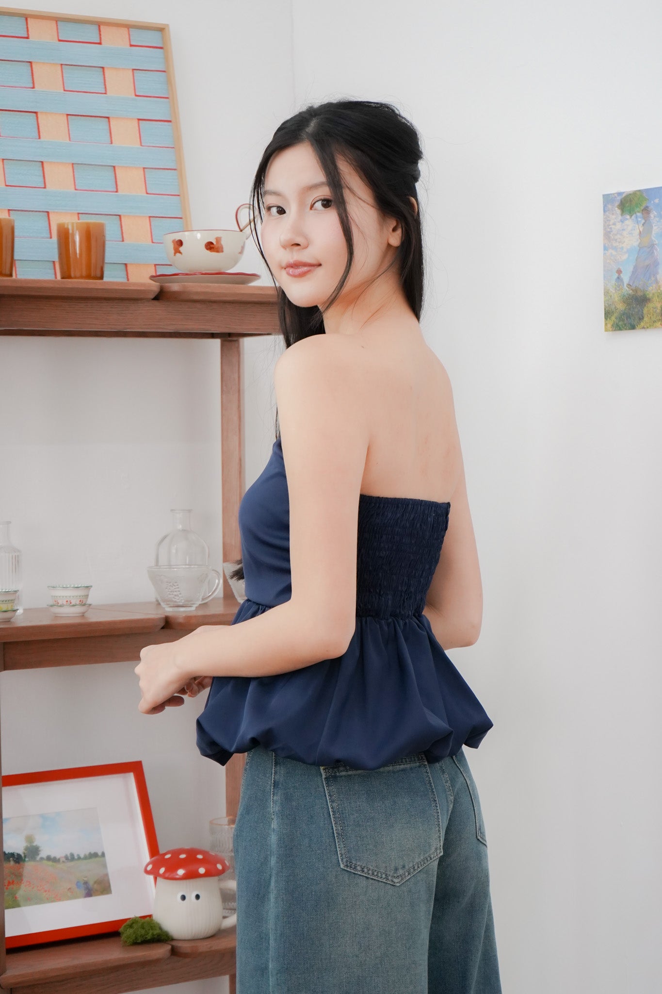 Arden Bubble Hem Ruched Tube Top (Navy)