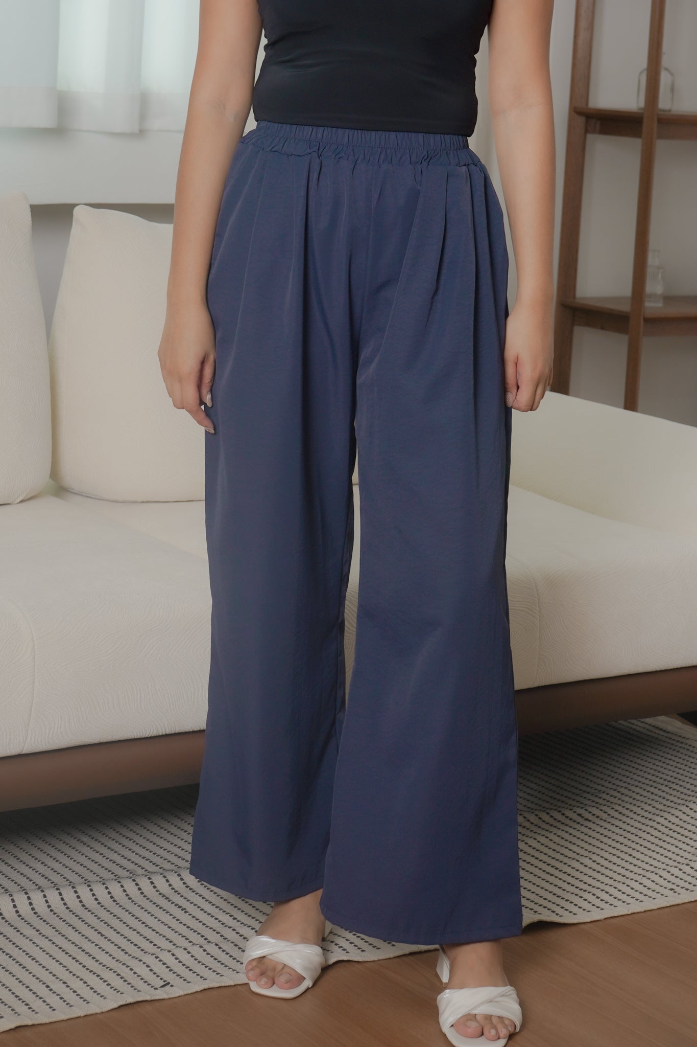 Harper wide-leg pants (Navy)