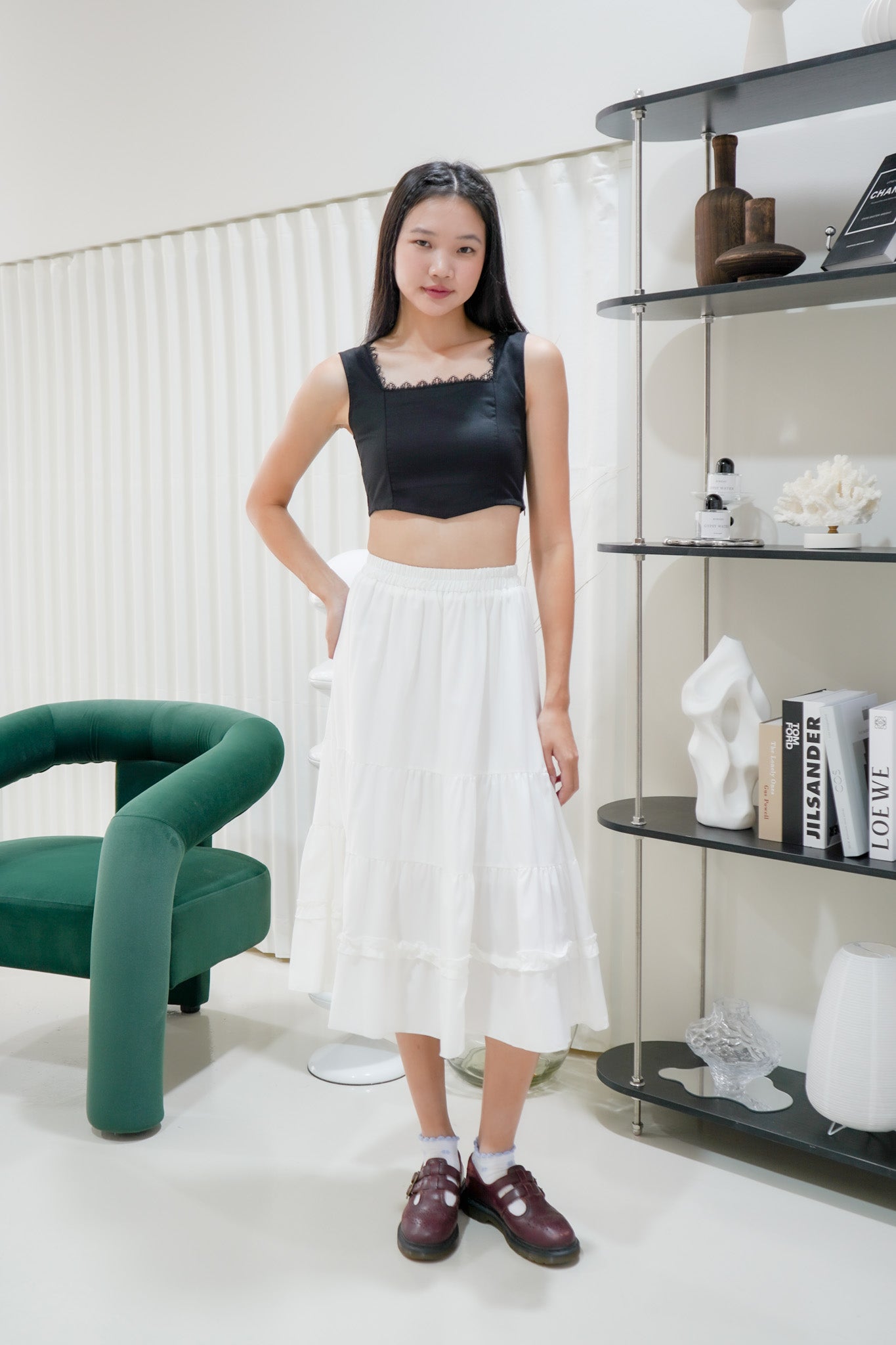 Lacie Sleeveless Crop Top (Black)