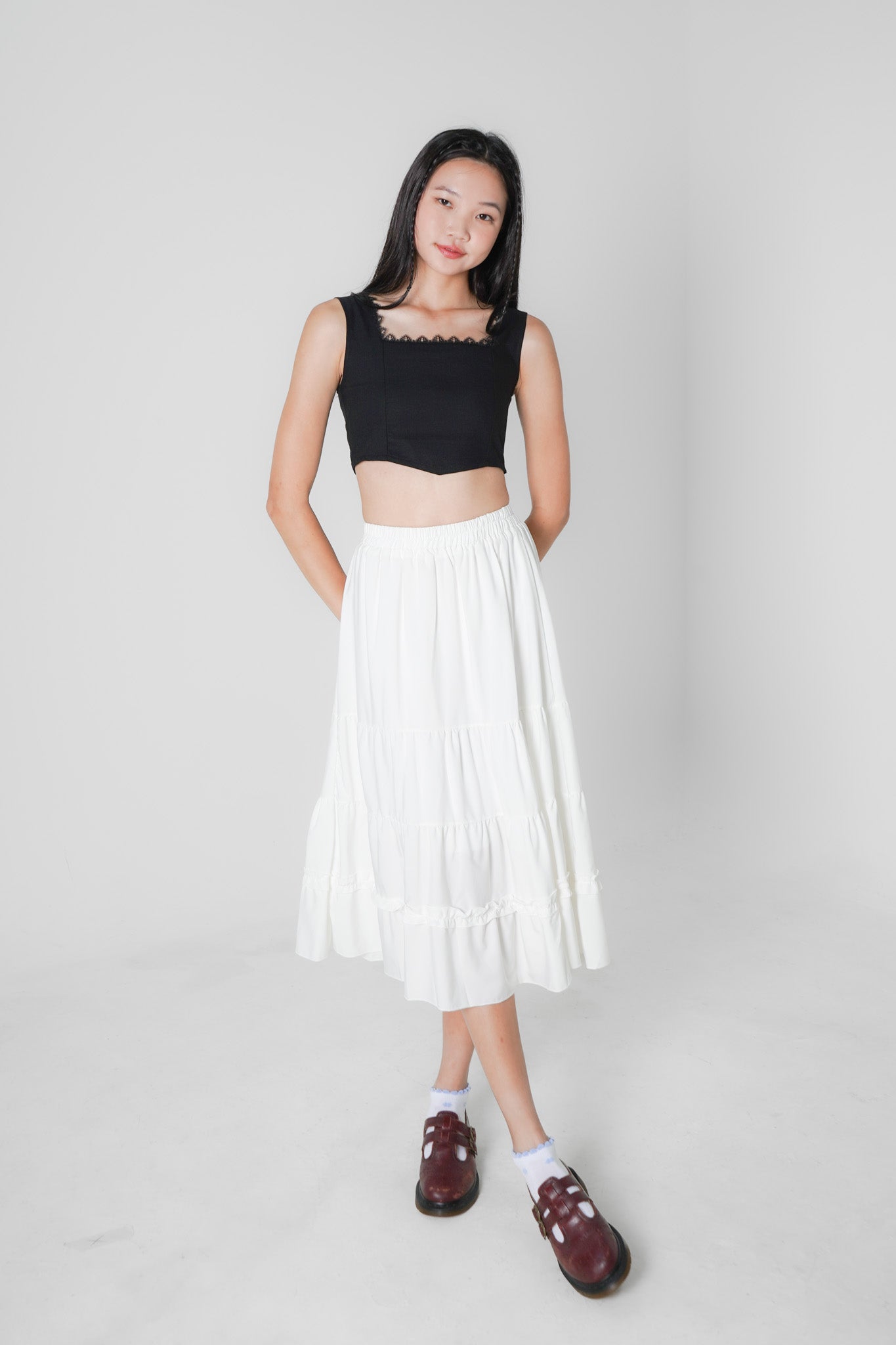Lacie Sleeveless Crop Top (Black)