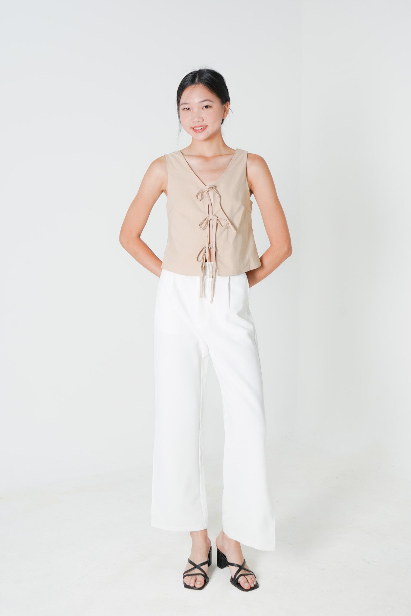 Mandy Sleeveless Tie Front Top (Beige)
