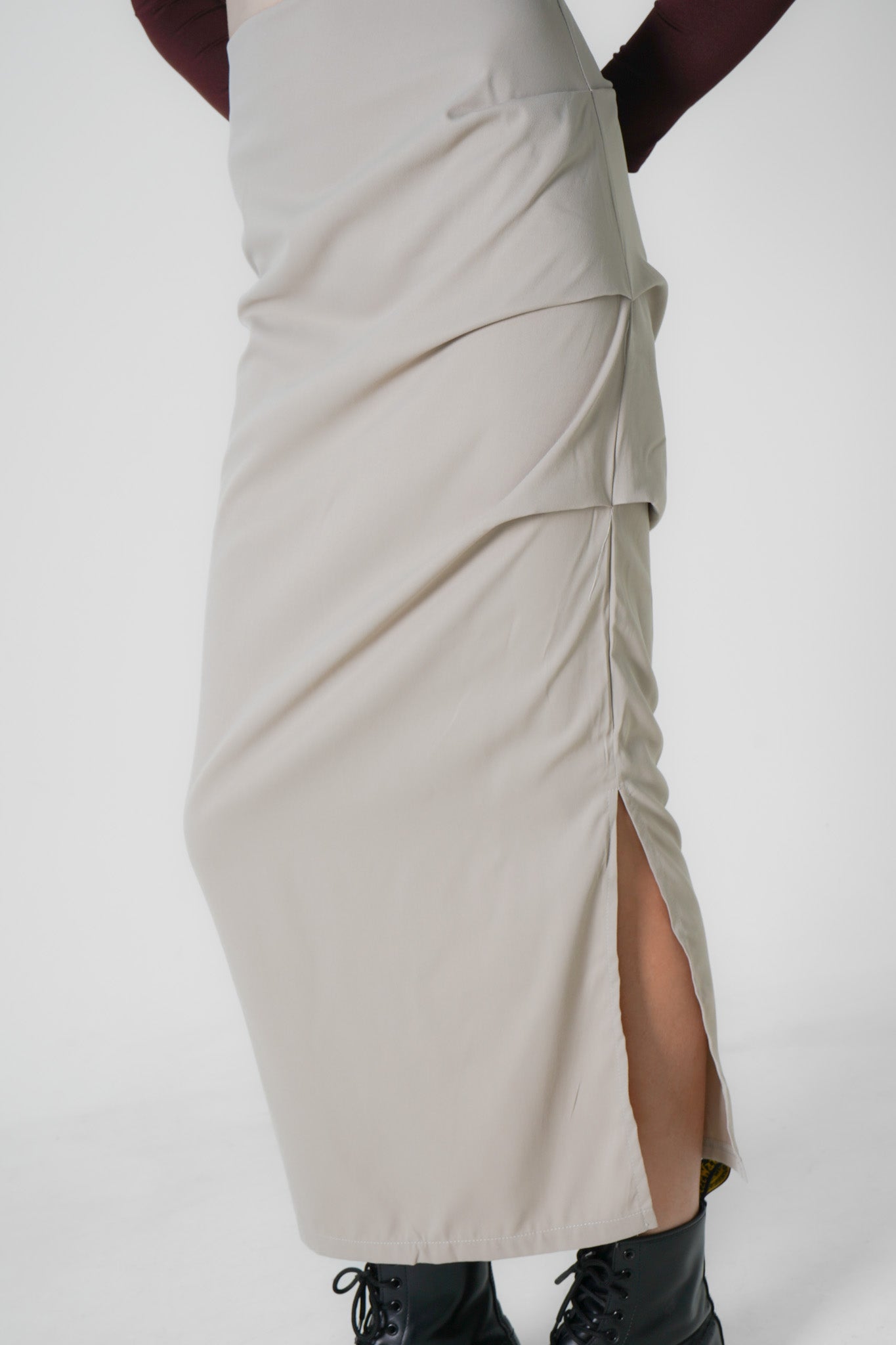 Aniya Pencil Maxi Skirt (Khaki)