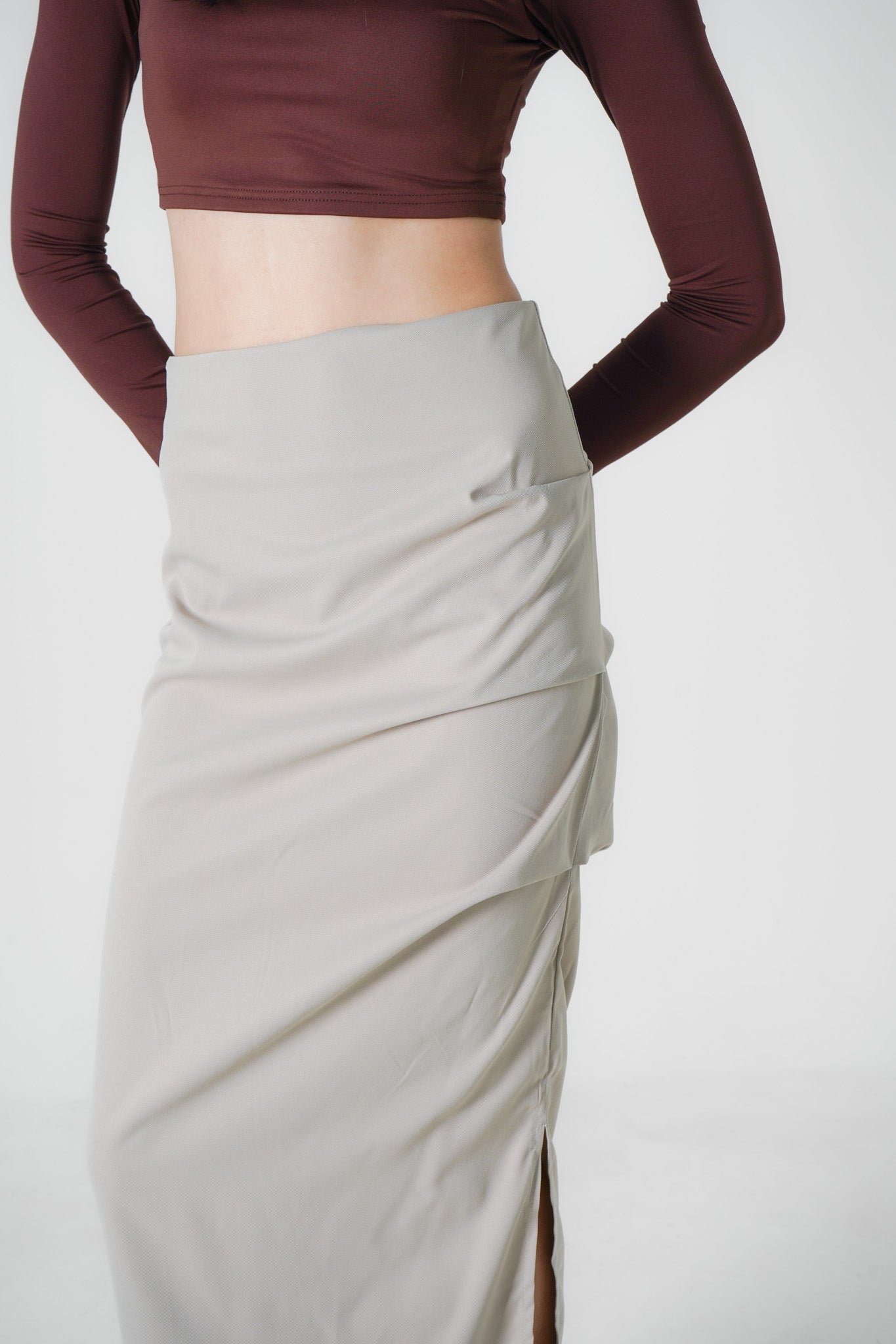 Aniya Pencil Maxi Skirt (Khaki)