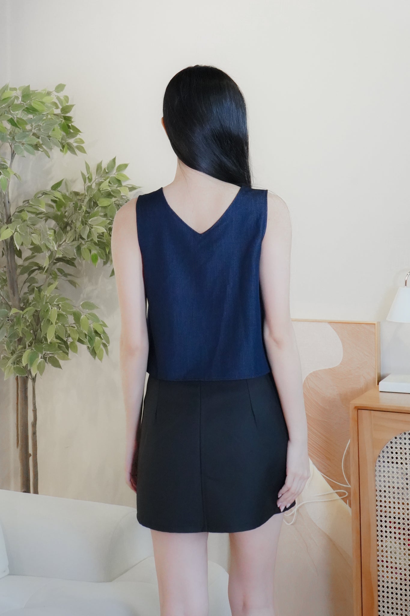 Mandy Sleeveless Tie Front Top (Dark Denim)