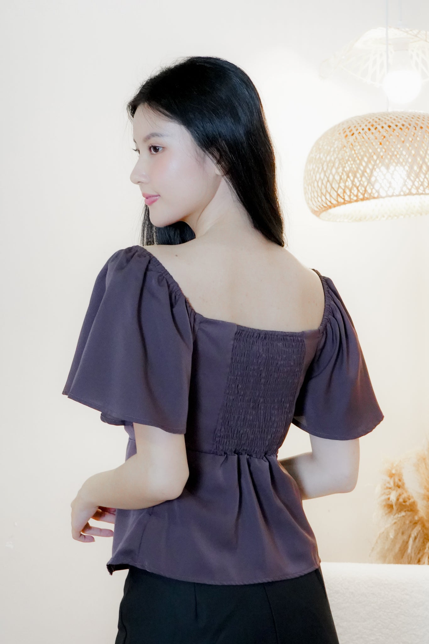 Aria Flutter Sweetheart Top (Plum)