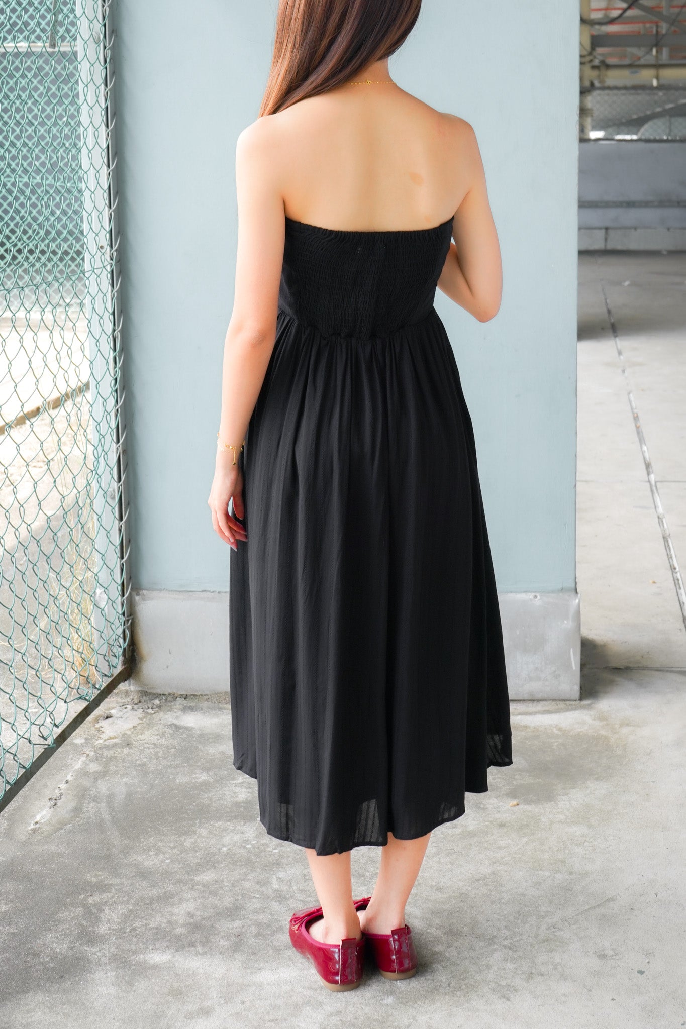 Sophia Tube Gathered Dress (Black)
