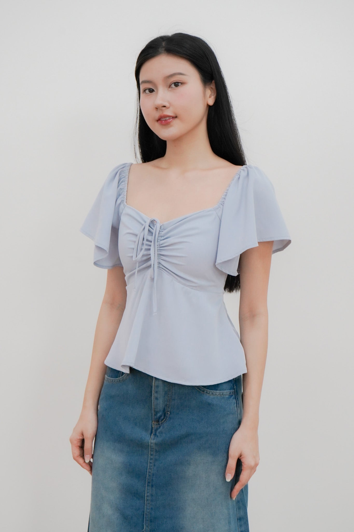 Aria Flutter Sweetheart Top (Pastel Blue)