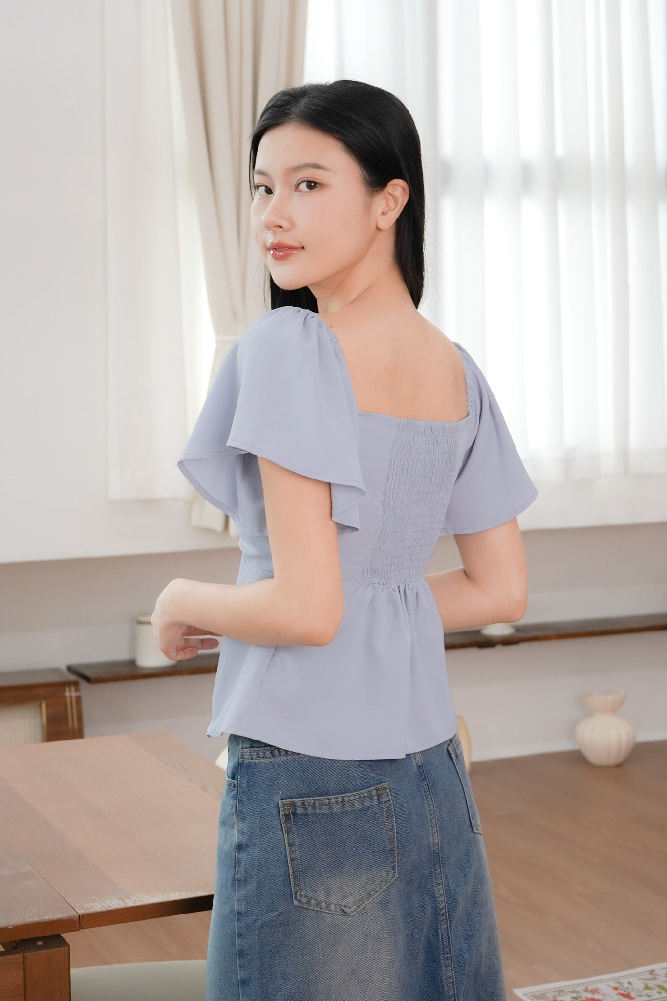 Aria Flutter Sweetheart Top (Pastel Blue)
