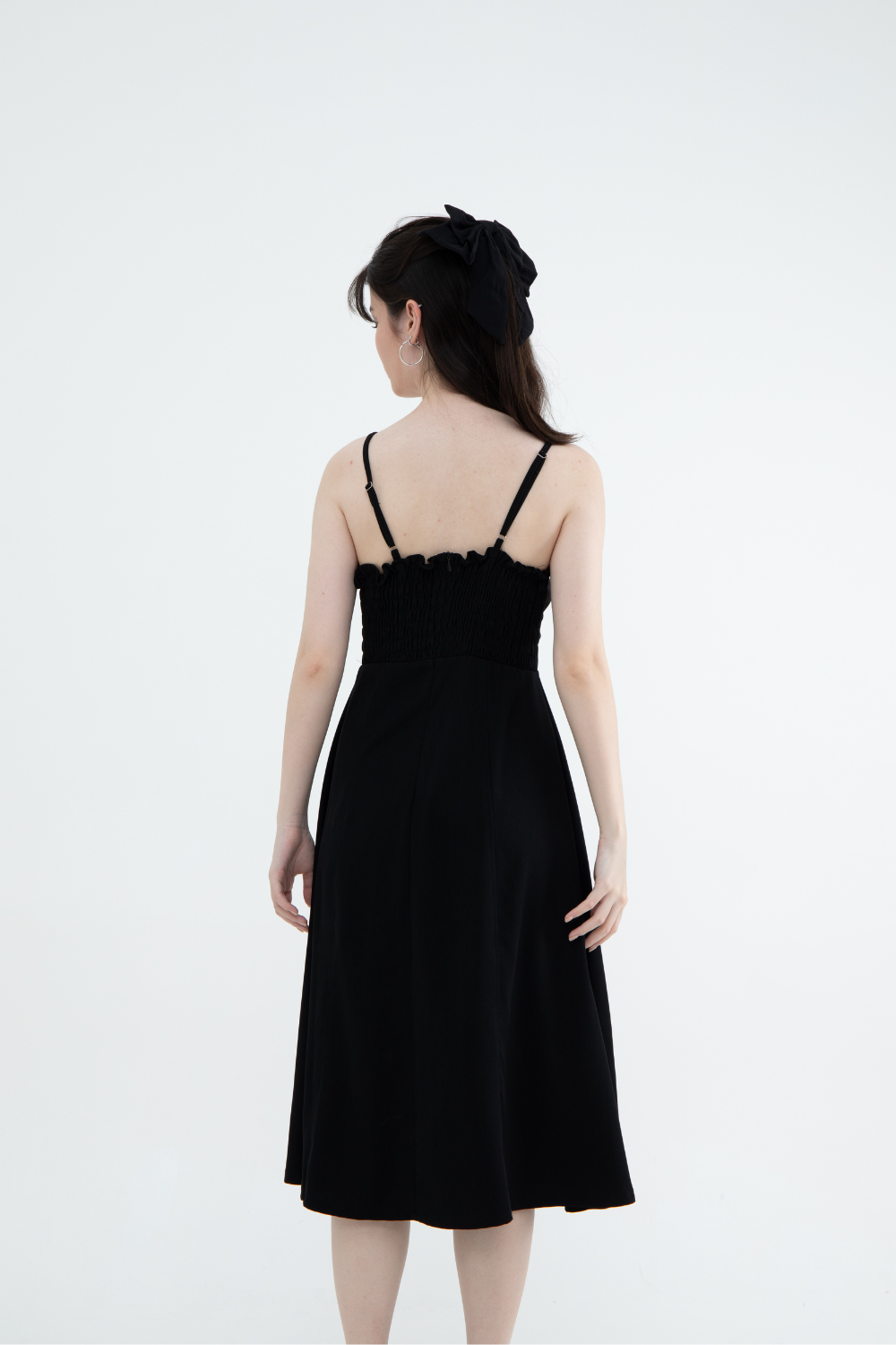V-neck Sleeveless Cut-out Dress (Black / Pink / Green)