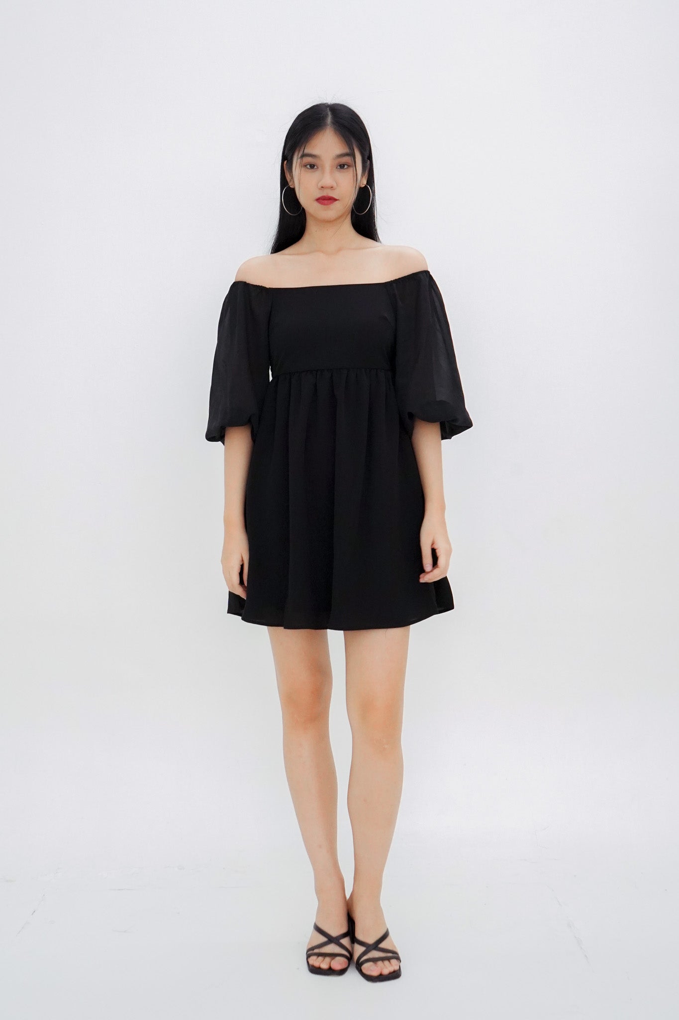 Sienna Half-sleeve Babydoll Dress (Black)