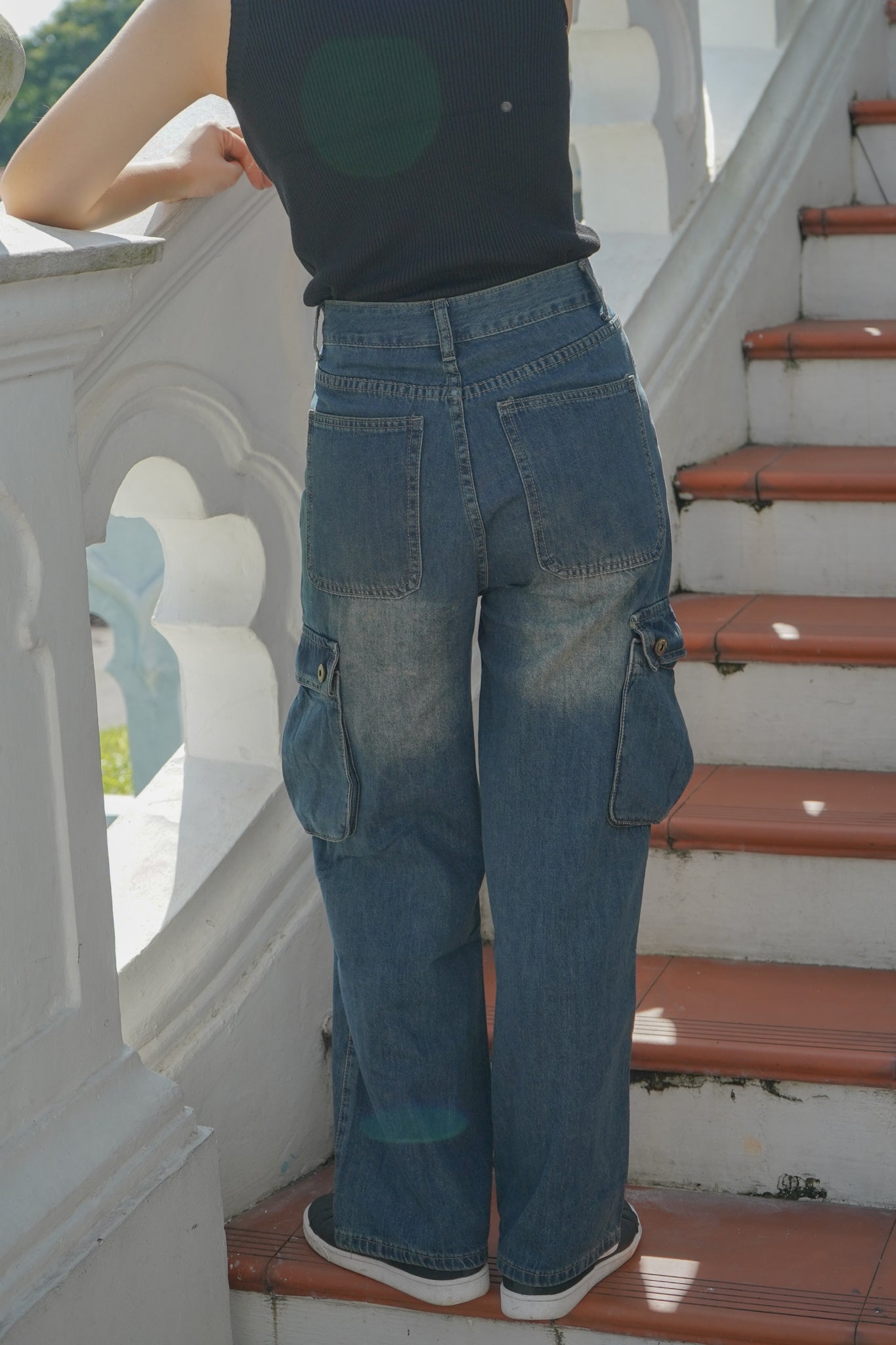 Victoria stonewash denim barrel jeans