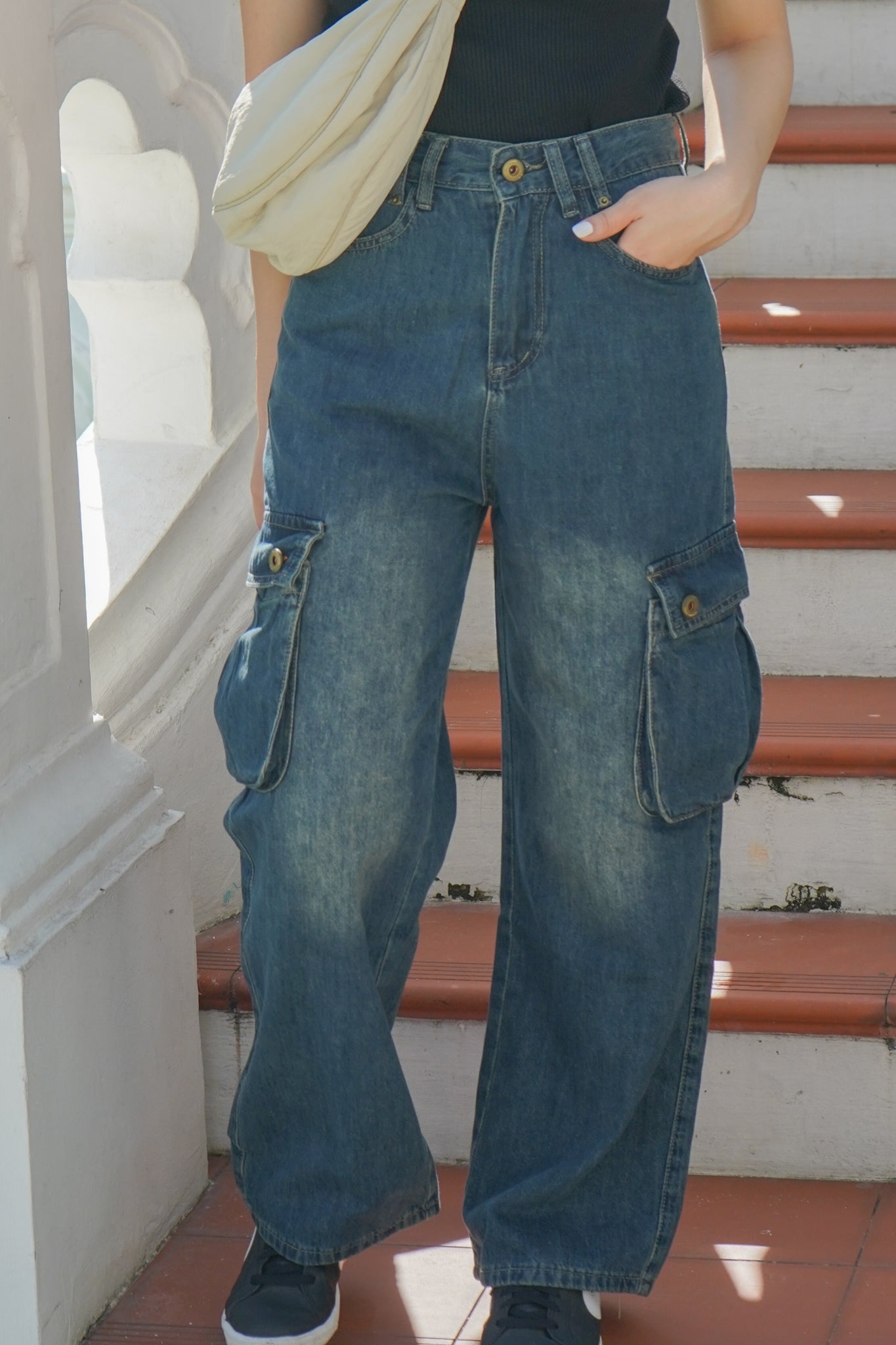 Victoria stonewash denim barrel jeans