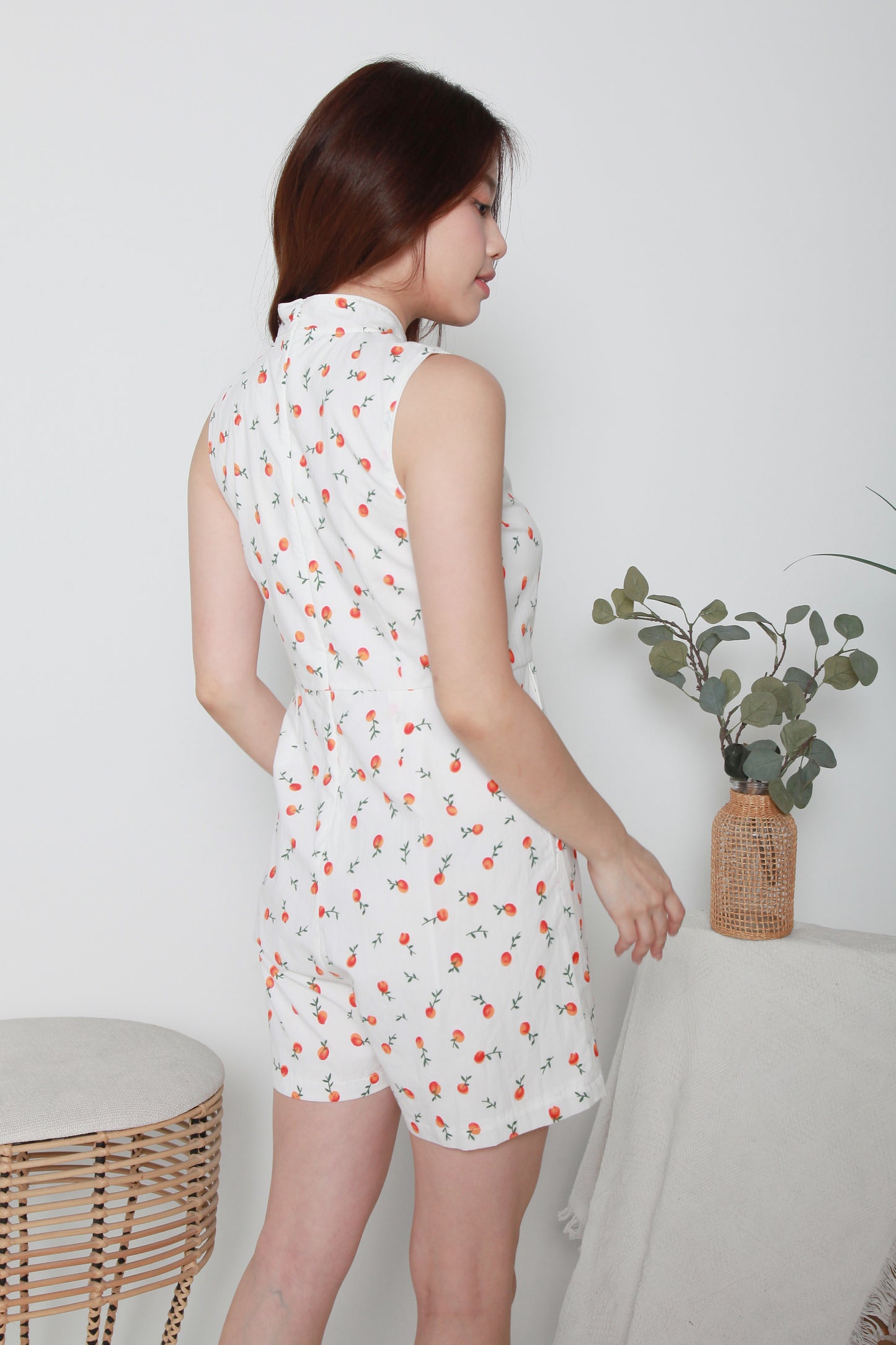 side pockets mandarin romper