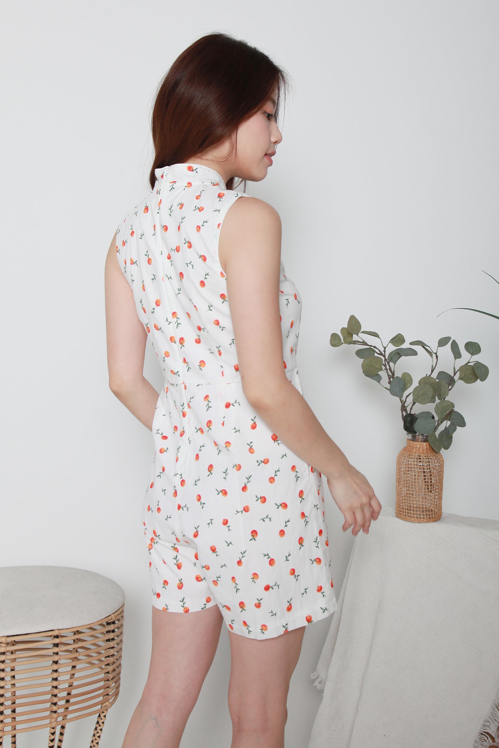 side pockets mandarin romper