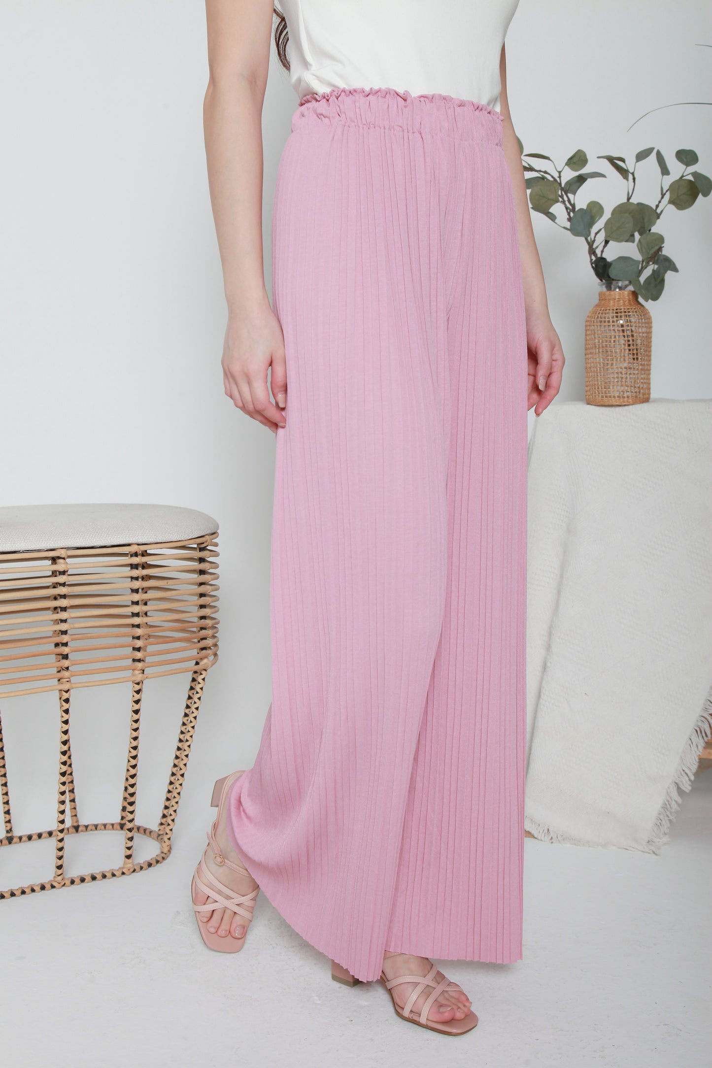 Pleated Pants with Elastic Waistband