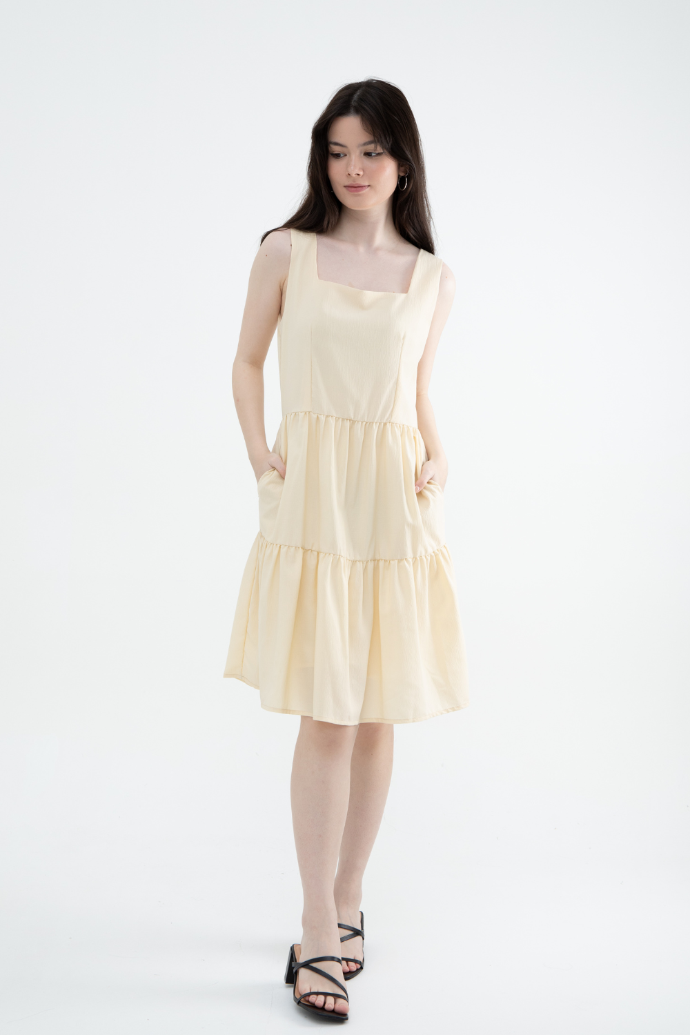 Darling Square Neck Sleeveless Ruffle Dress