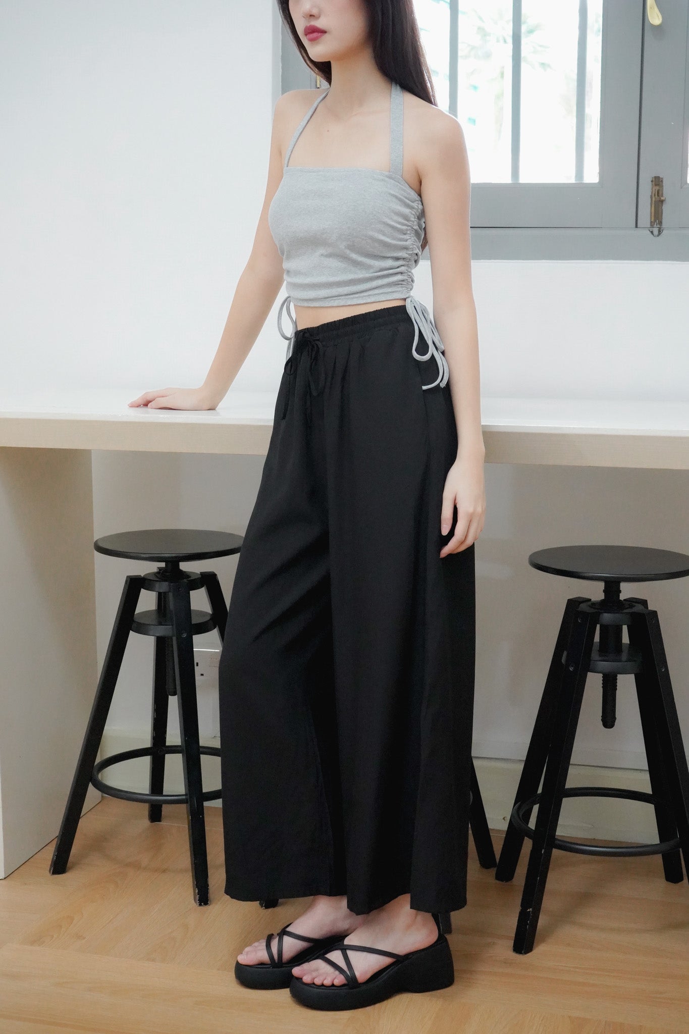 Junia Wide Leg Elastic Waistband Pants (Black)