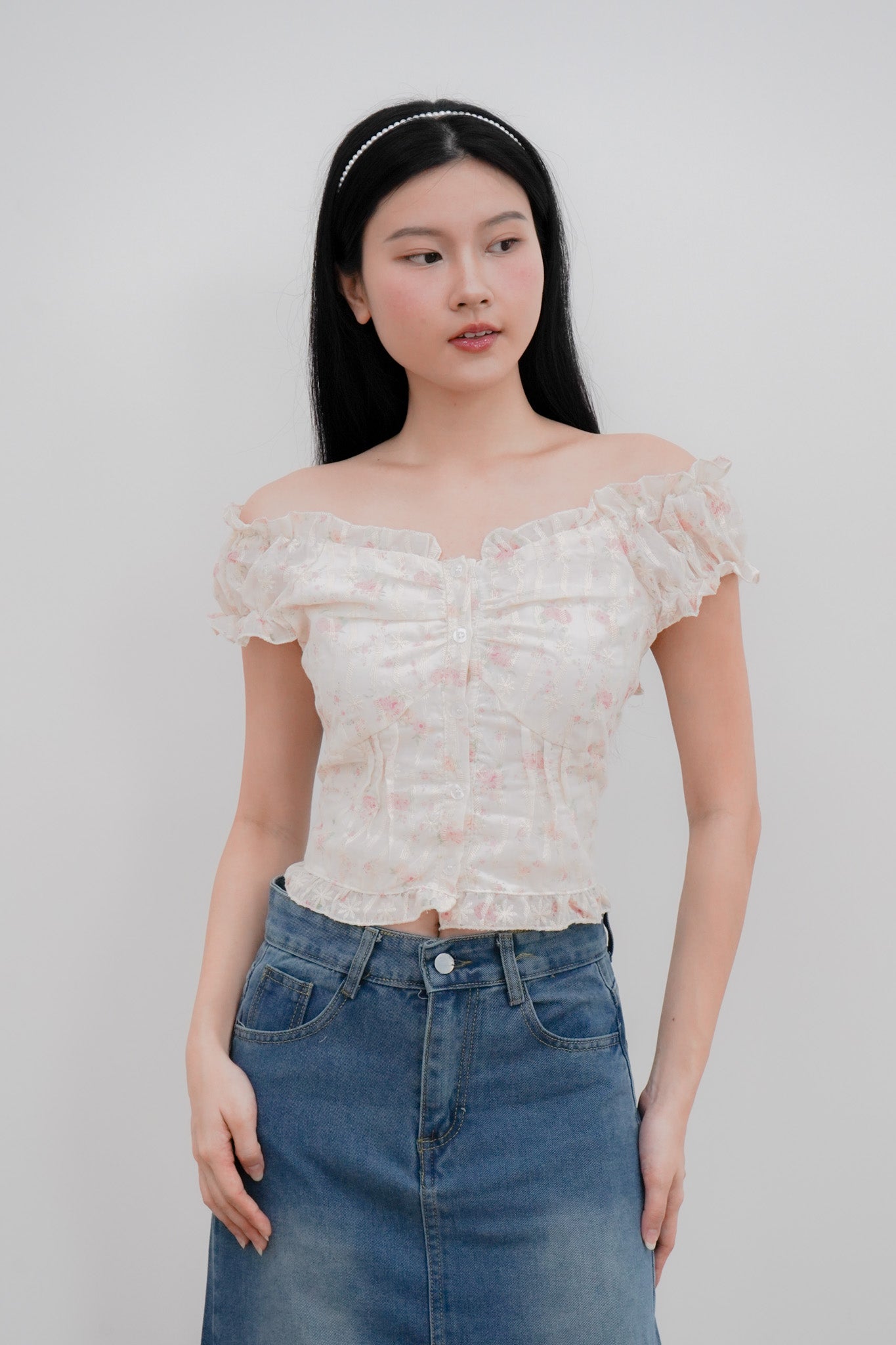 Stella soft pink floral off-shoulder top (cream)
