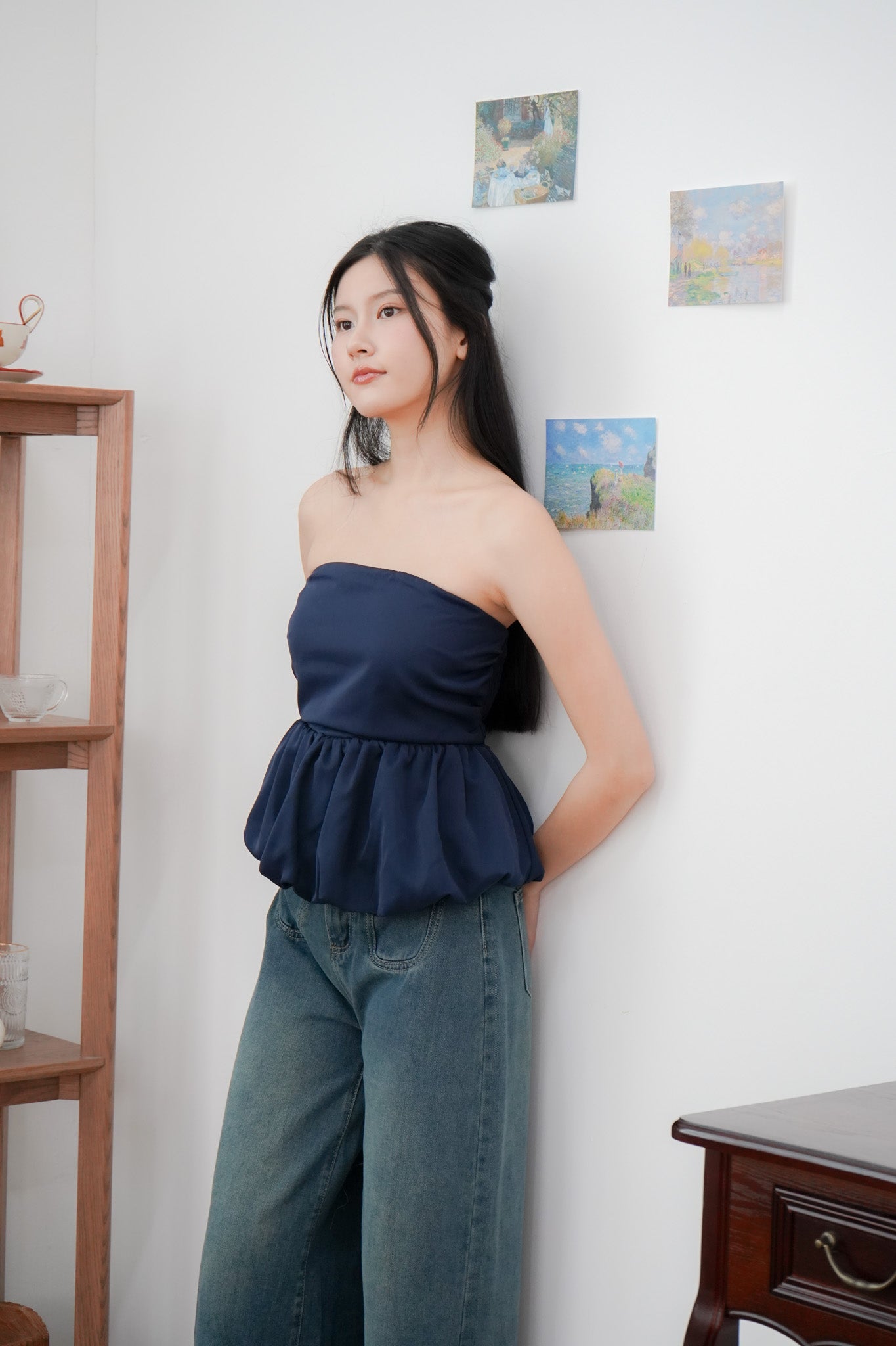 Arden Bubble Hem Ruched Tube Top (Navy)