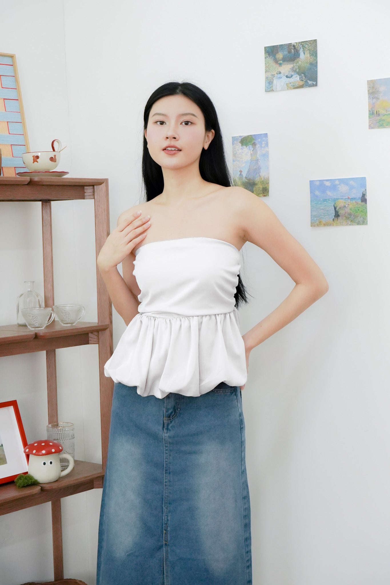 Arden Bubble Hem Ruched Tube Top (White)