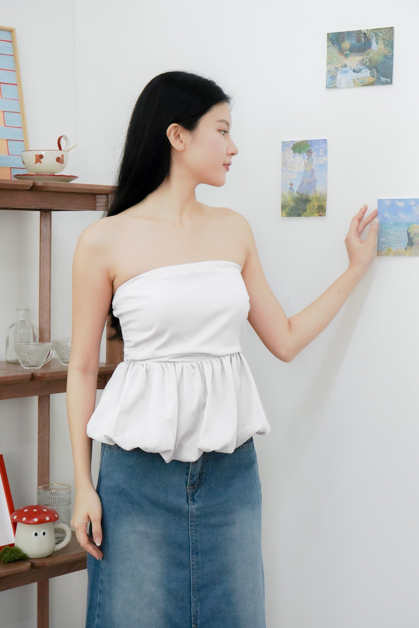 Arden Bubble Hem Ruched Tube Top (White)