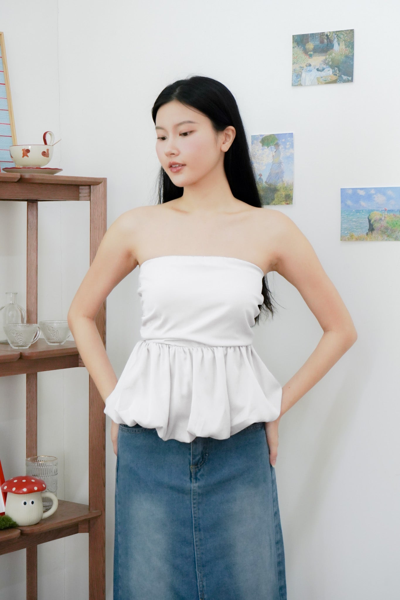 Arden Bubble Hem Ruched Tube Top (White)