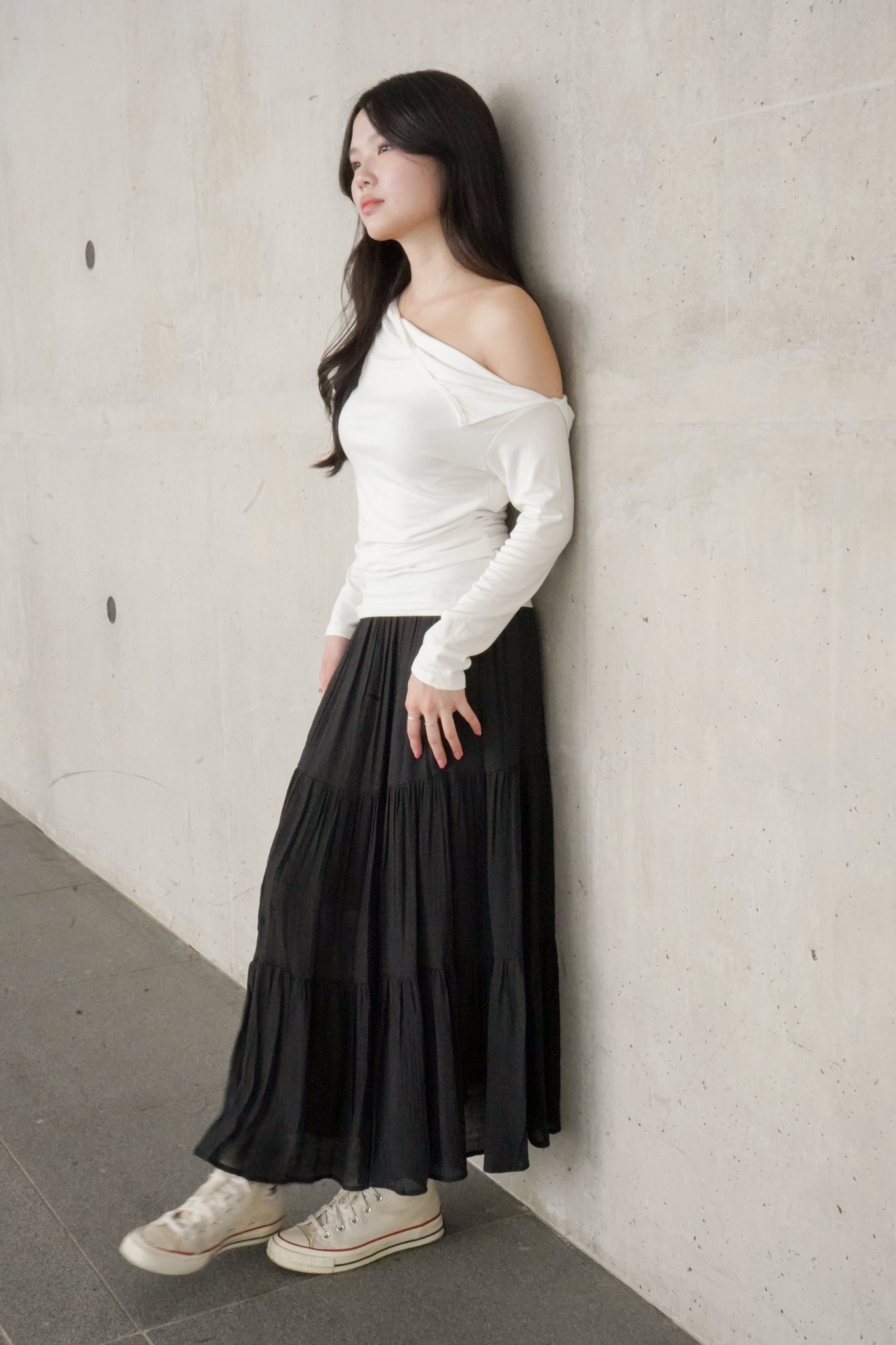 Leah Linen Tiered Skirt (Black)