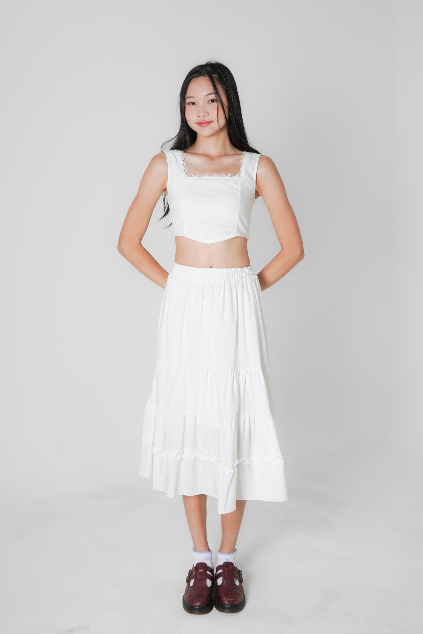 Lacie Sleeveless Crop Top (White)