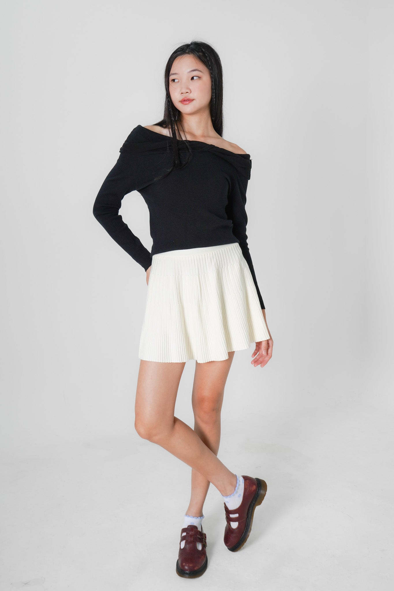 Gracie Pleated Mini Skirt (White)