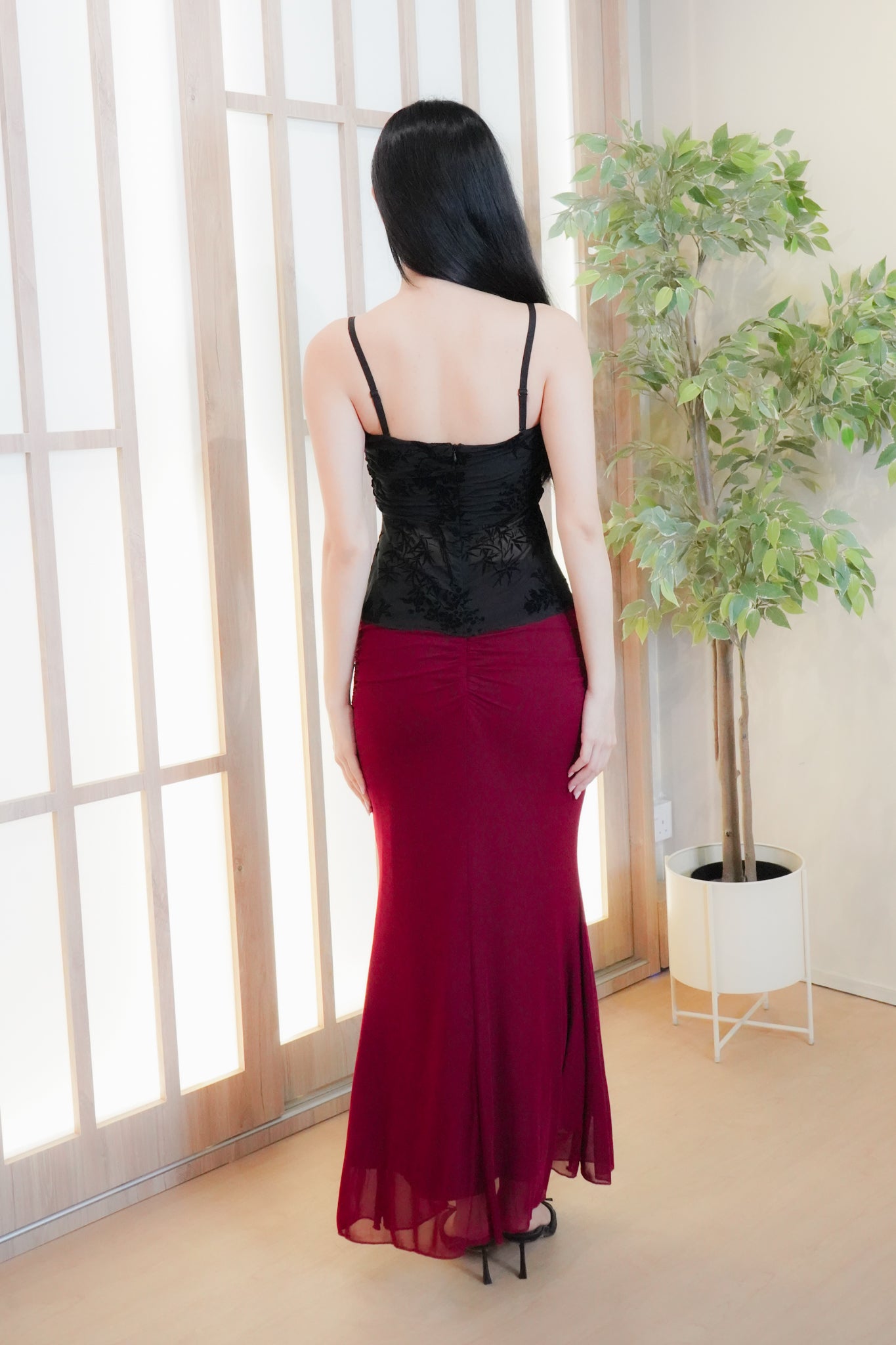 Ning Mesh Mermaid Skirt (Red)