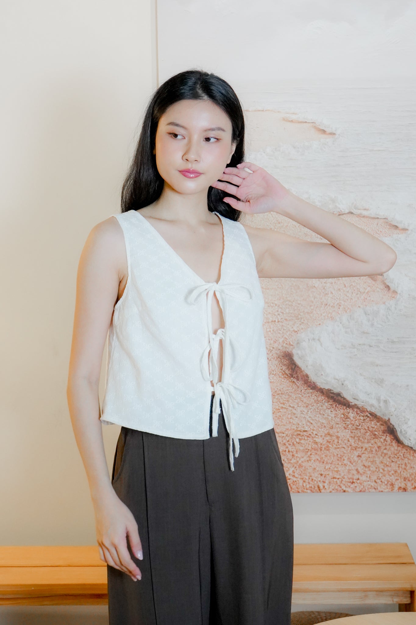 Mandy Sleeveless Tie Front Top (White Eyelet)