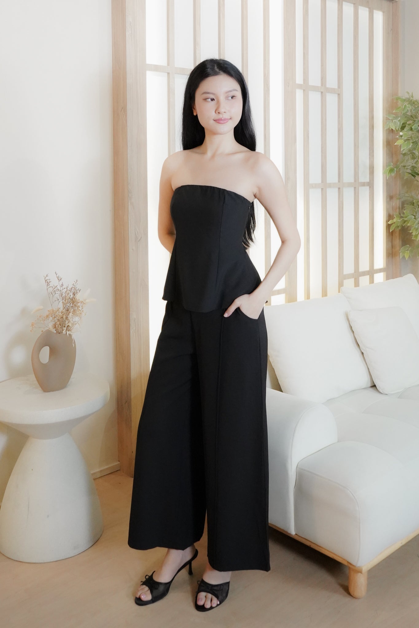 Zia Pintuck Wide Leg Pants (Black)