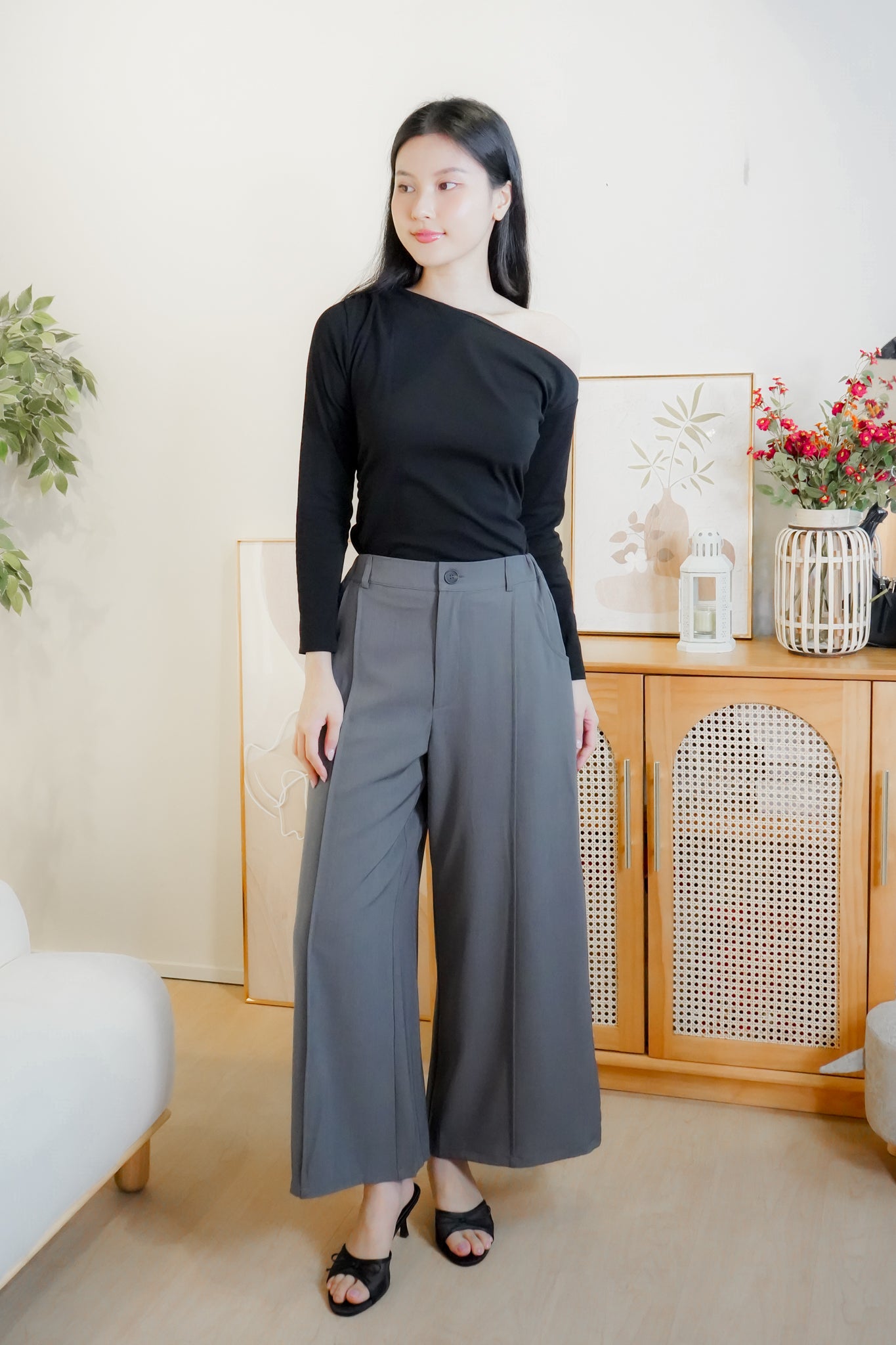 Zia Pintuck Wide Leg Pants (Grey)