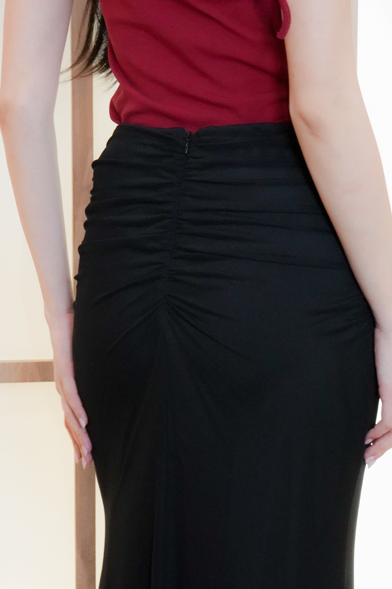 Ning Mesh Mermaid Skirt (Black)