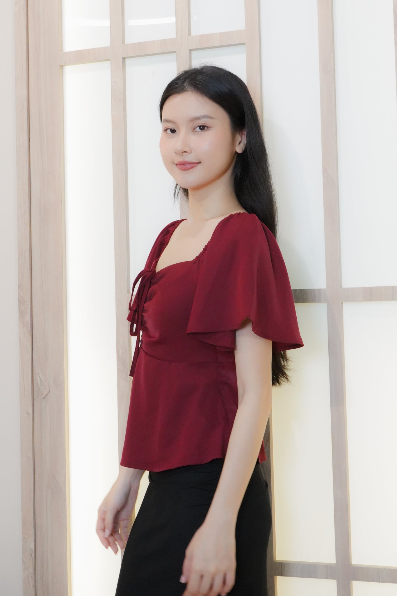 Aria Flutter Sweetheart Top (Maroon)