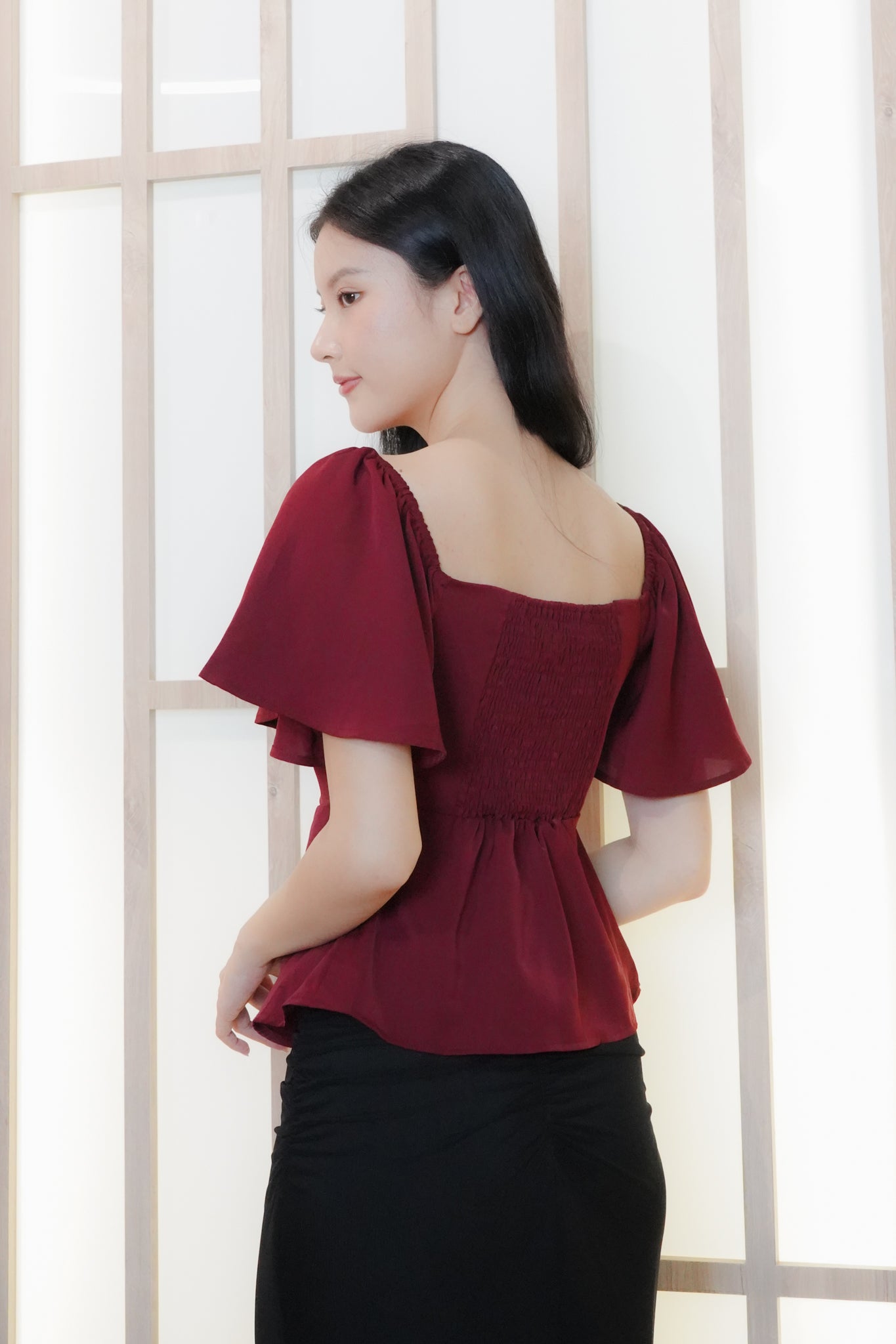 Aria Flutter Sweetheart Top (Maroon)