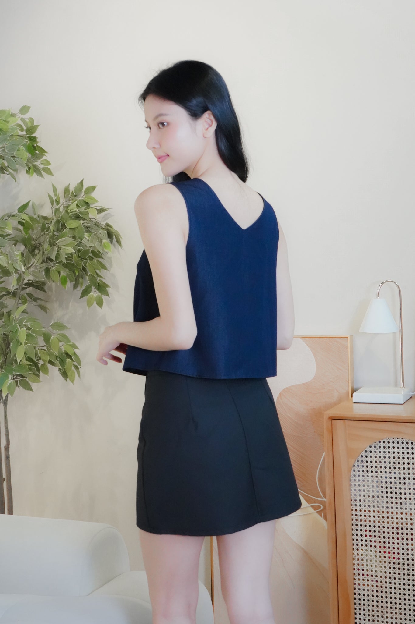 Mandy Sleeveless Tie Front Top (Dark Denim)